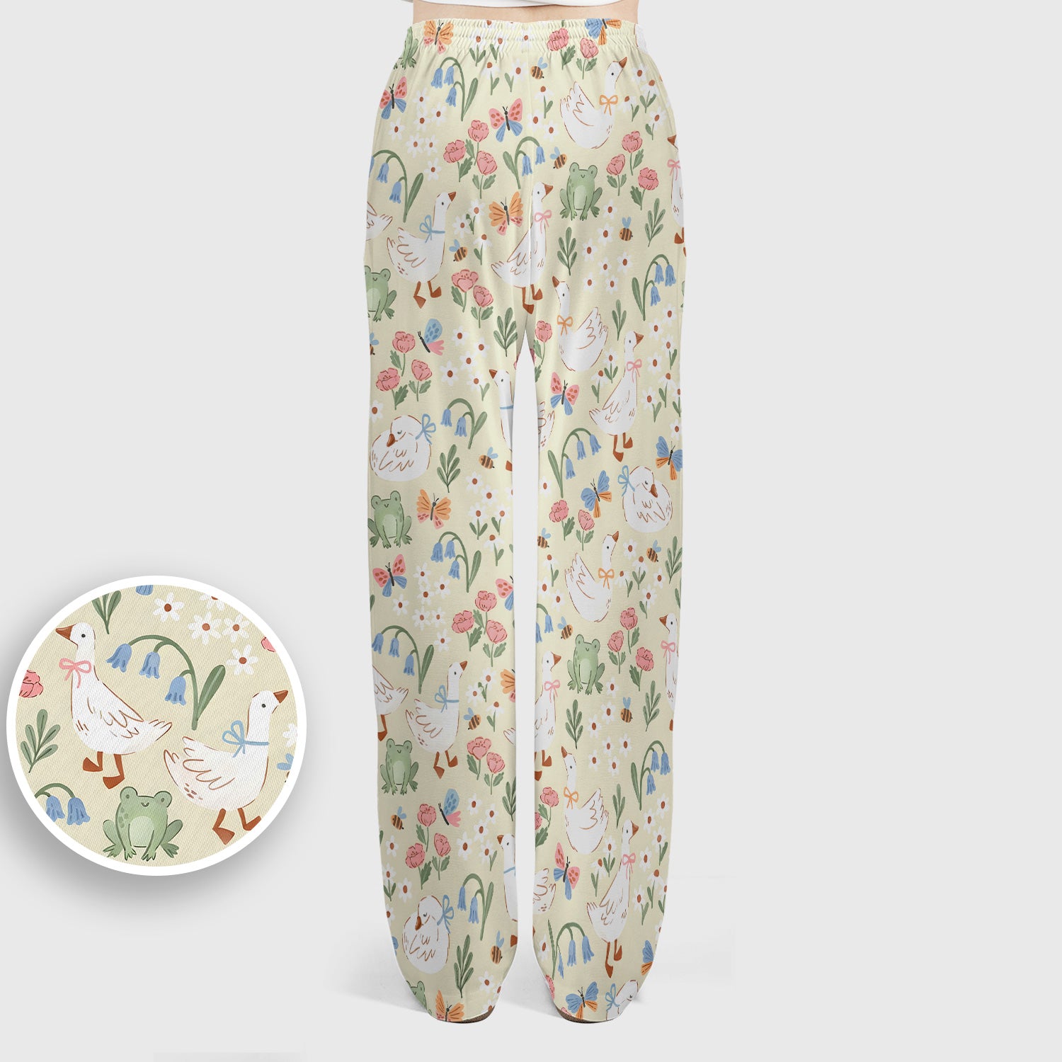 Cute Goose & Frog Garden Print Scrub Set, Scrub Pants and V Neck Top