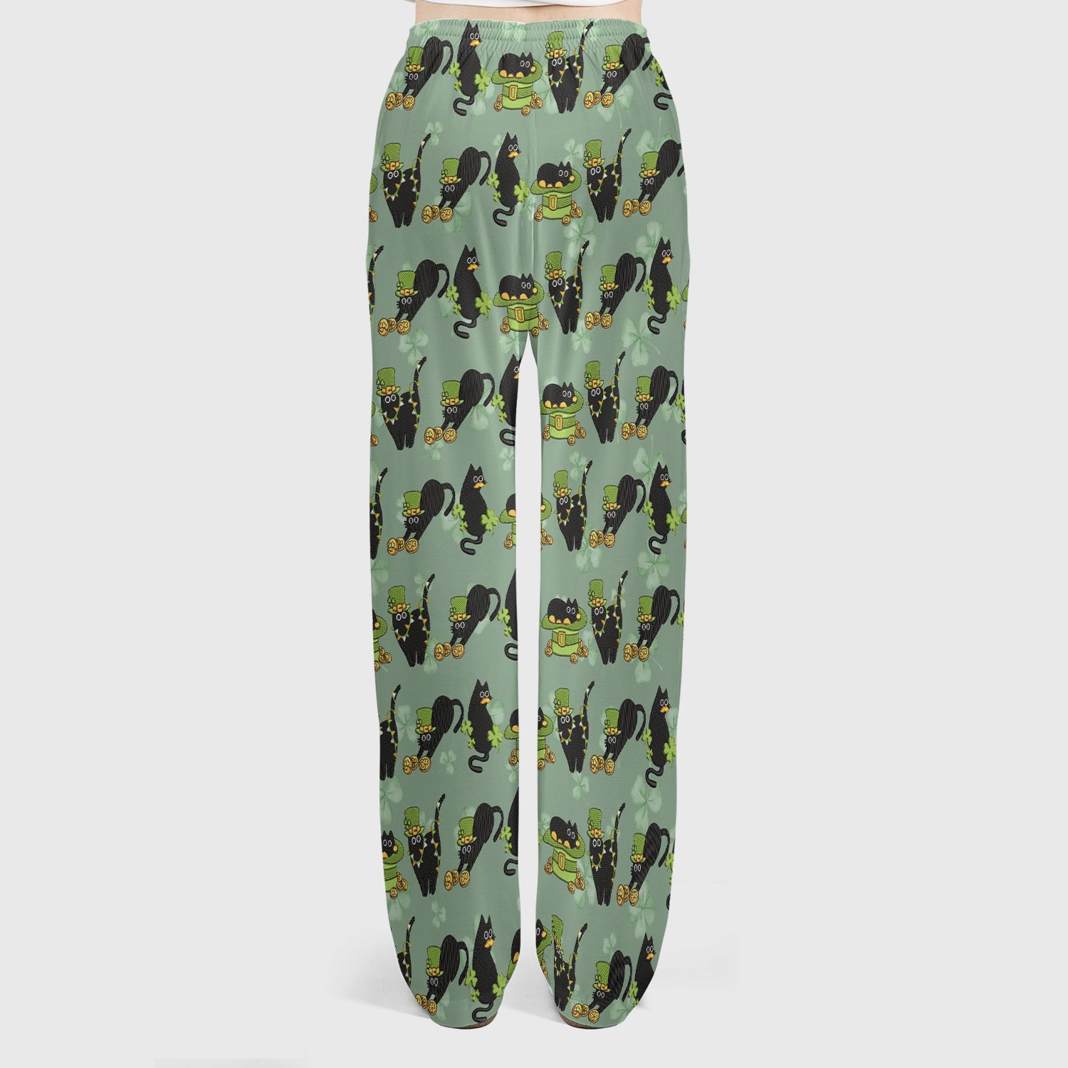 St. Patrick Black Cat Clover Print Women's Scrub Set, Breathable Med Uniform