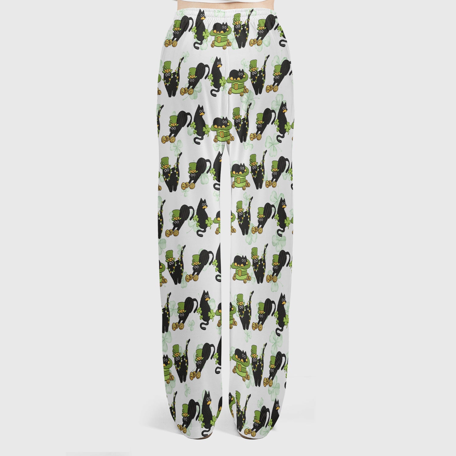 St. Patrick Black Cat Clover Print Women's Scrub Set, Breathable Med Uniform