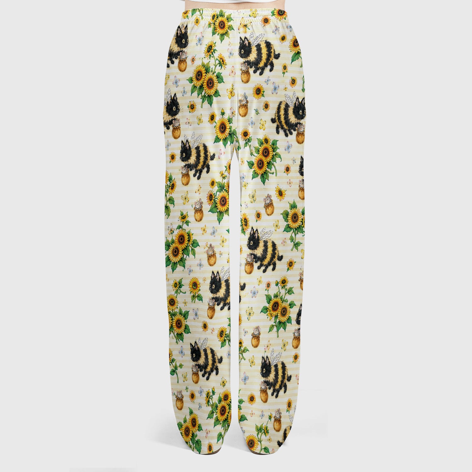 Cute Bumblebee Cat Sunflower Pattern Scrub Set, Scrub Pants and V Neck Top