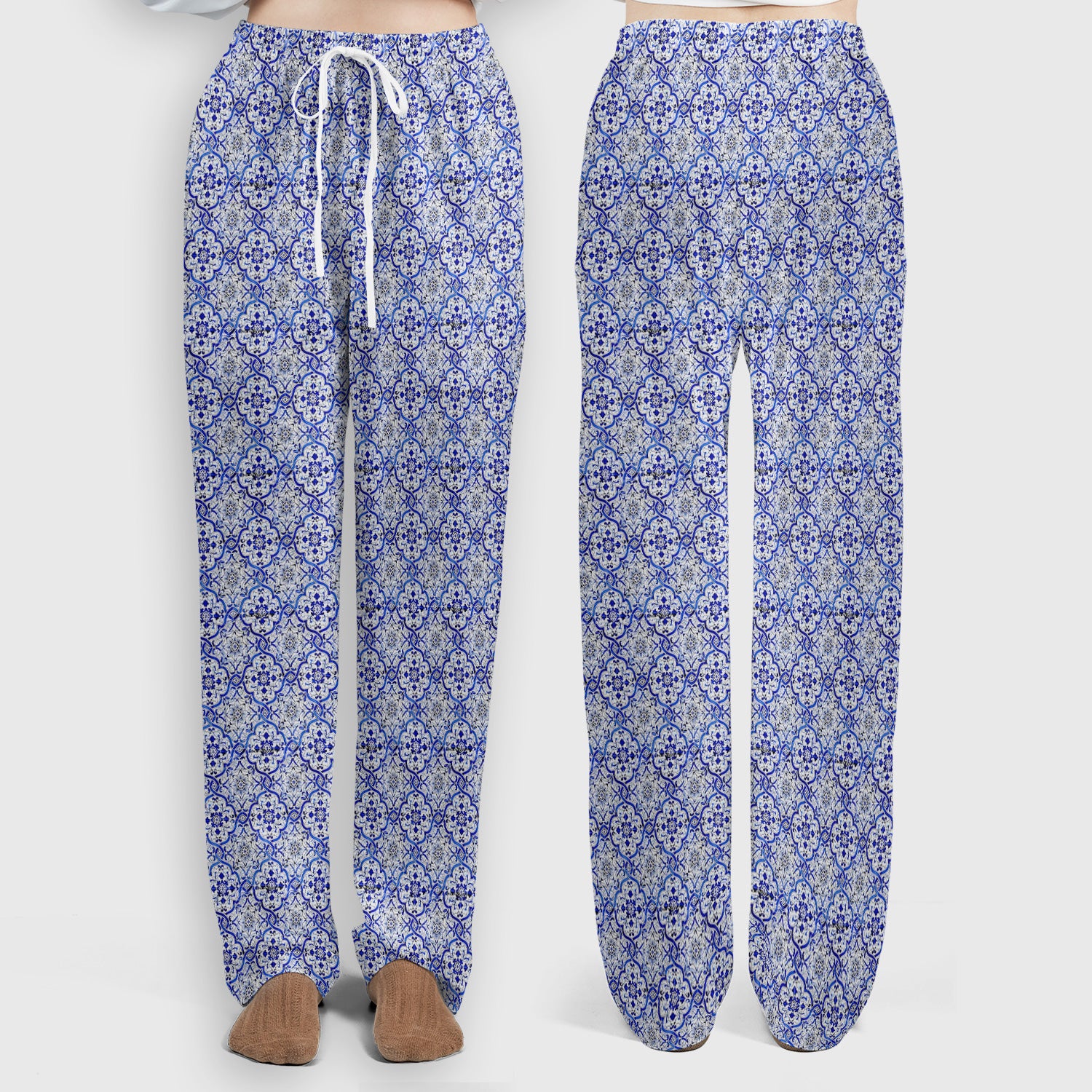 Blue Vintage Tile Floral Pattern Scrub Set, Women's Scrub Sets