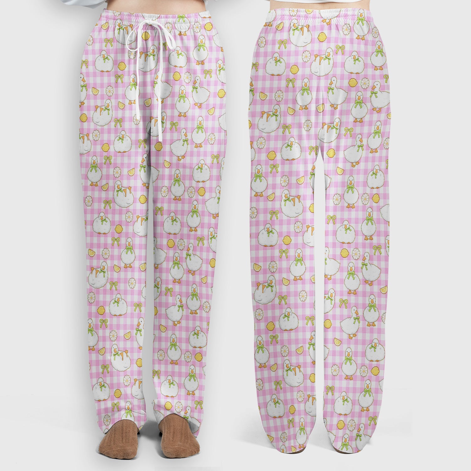 Adorable Ducks Lemon Daisy Pattern Scrubs Sets, Scrub Pants and V Neck Top