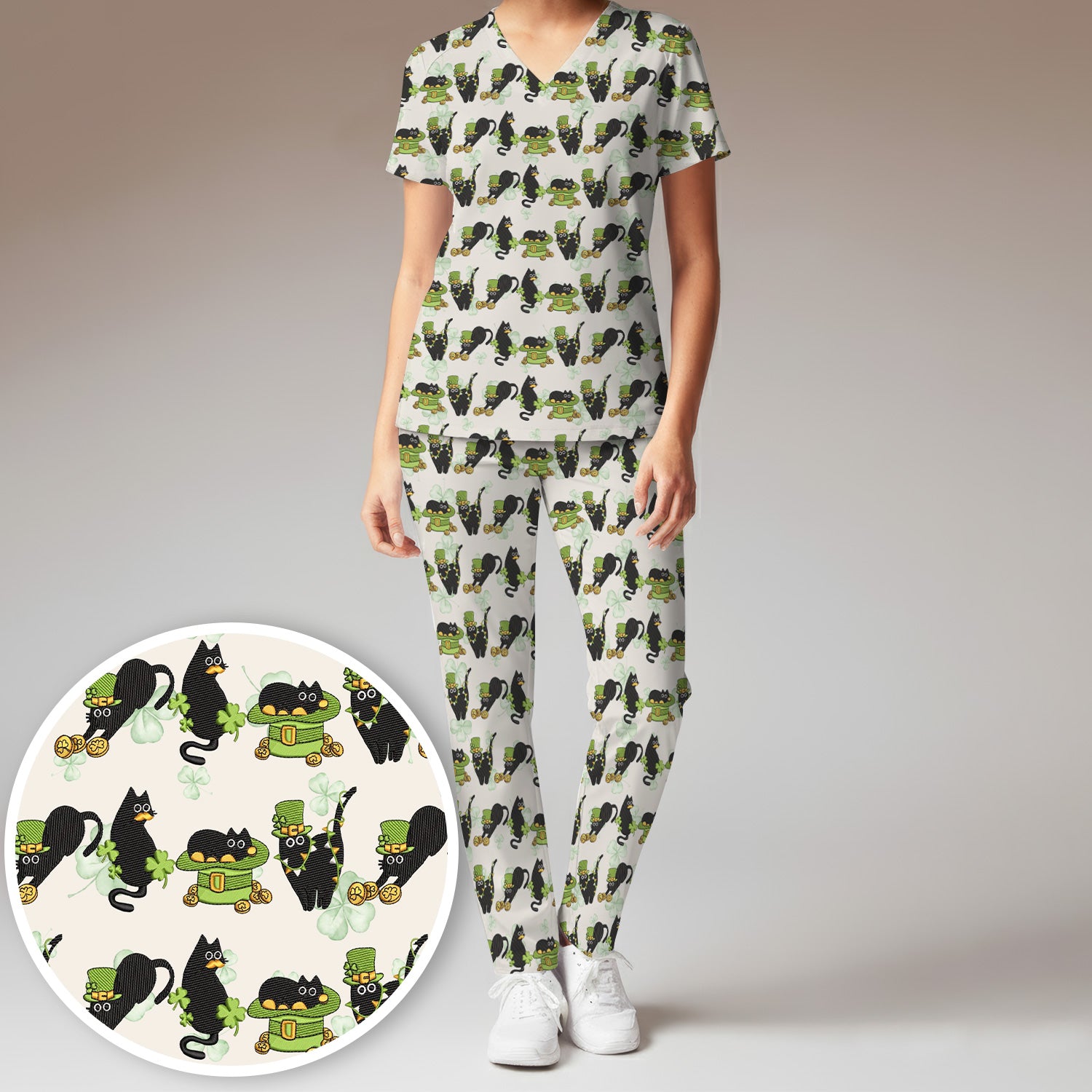 St. Patrick Black Cat Clover Print Women's Scrub Set, Breathable Med Uniform