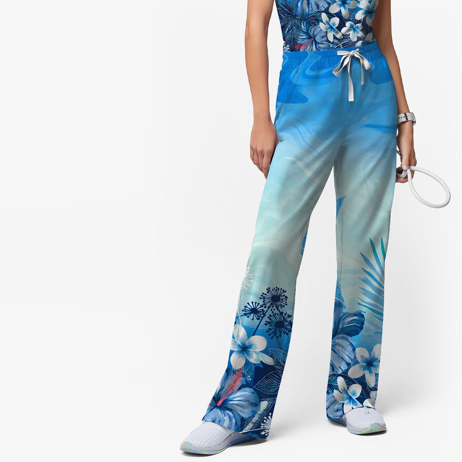Elegant Blue Tropical Floral Pattern Scrub Set, Scrub Pants and V Neck Top