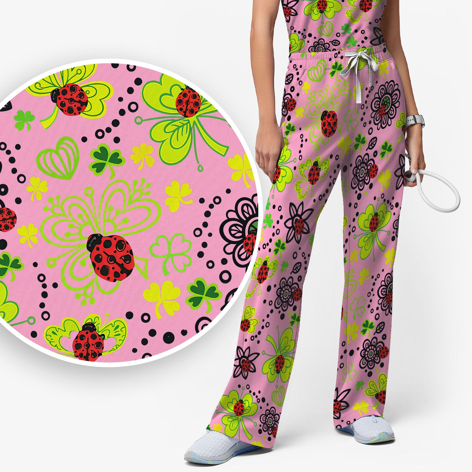 Ladybug Clover Floral Pattern Print Scrub Sets, Scrub Pants and V Neck Top