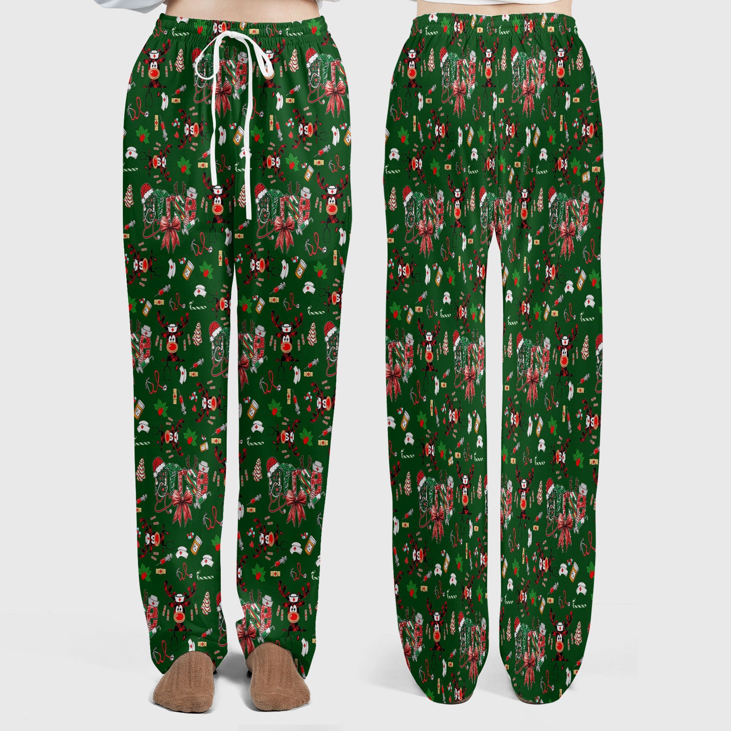 Whimsical Reindeer Christmas Scrub Set – Festive Holiday Reindeer Pattern – Cute Medical Uniform for Nurses, Vets and Healthcare Workers