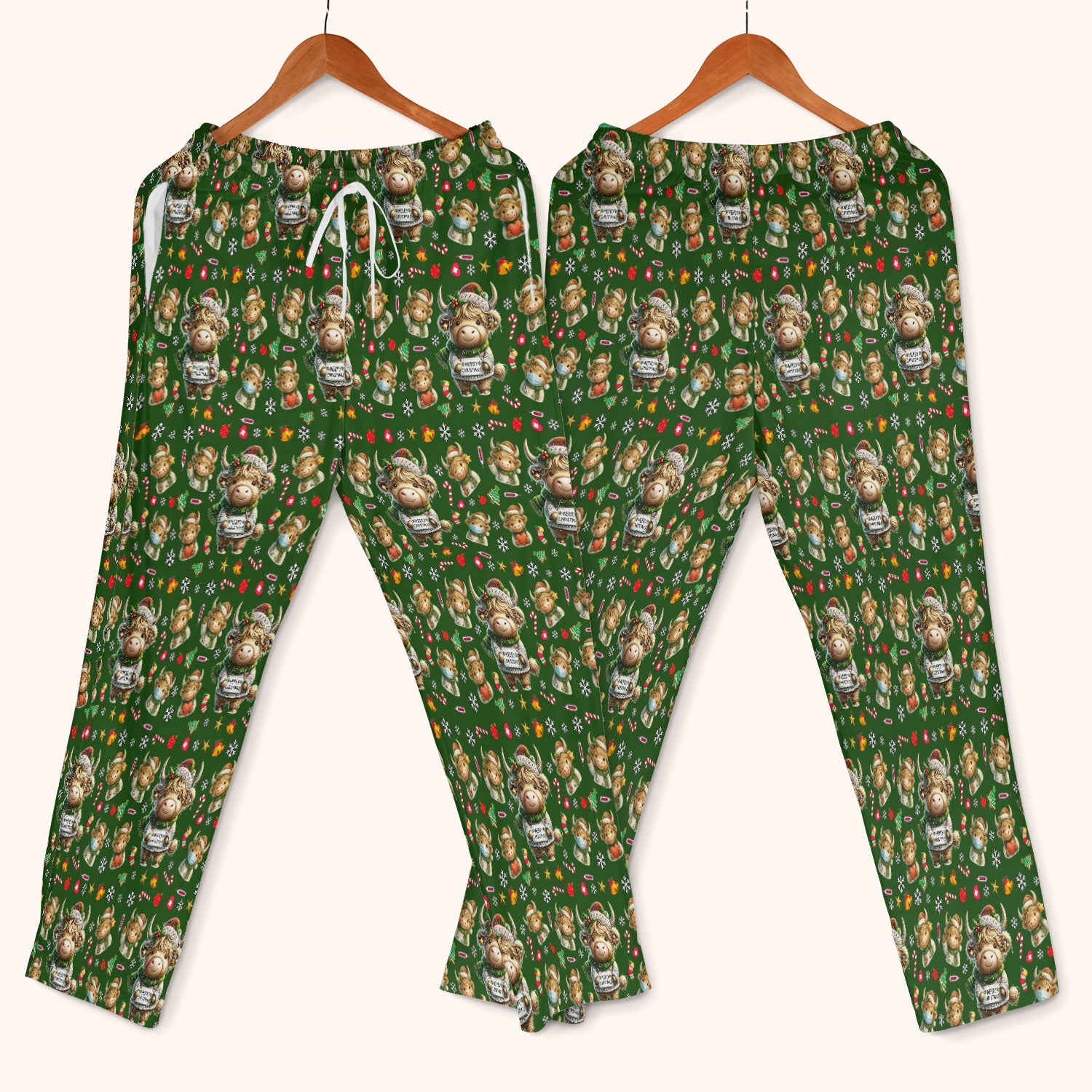 Highland Cow Christmas Scrub Set, Festive Cow Print Nurse Outfit, Holiday Medical Uniform For Women, Cute Veterinary Scrubs Gift