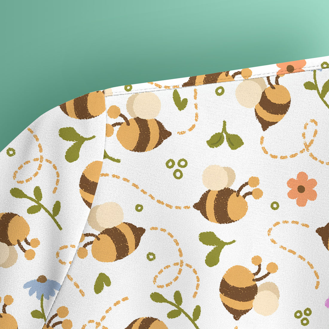 Bee Flying Floral Trail Garden Pattern Scrub Top, Breathable Fabrics Nursing Uniform