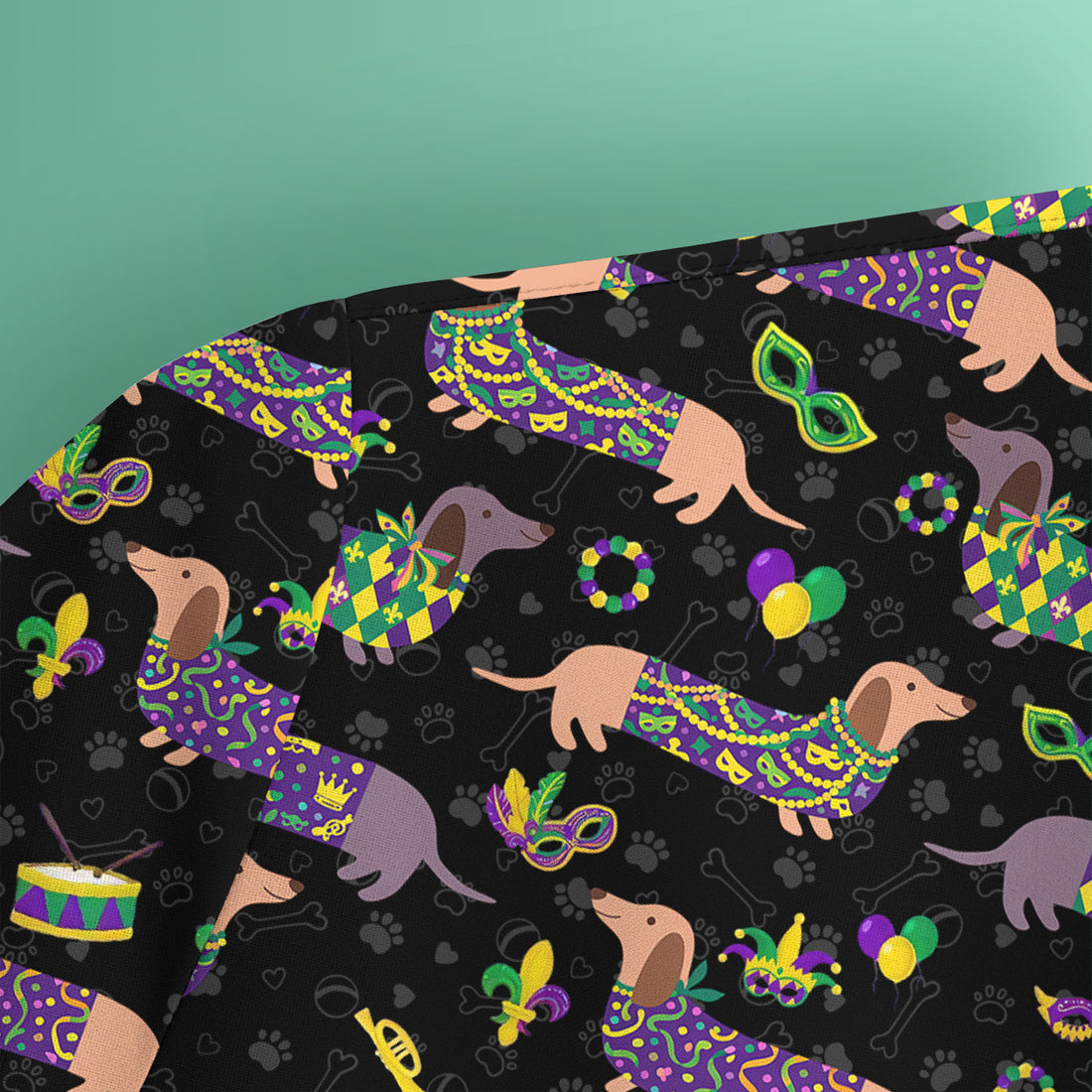 Mardi Gras Dachshund Nurse Scrub Top, Wiener Dog Holiday Pattern Nurses Shirt, Comfortable Uniform Scrubs For Nursing