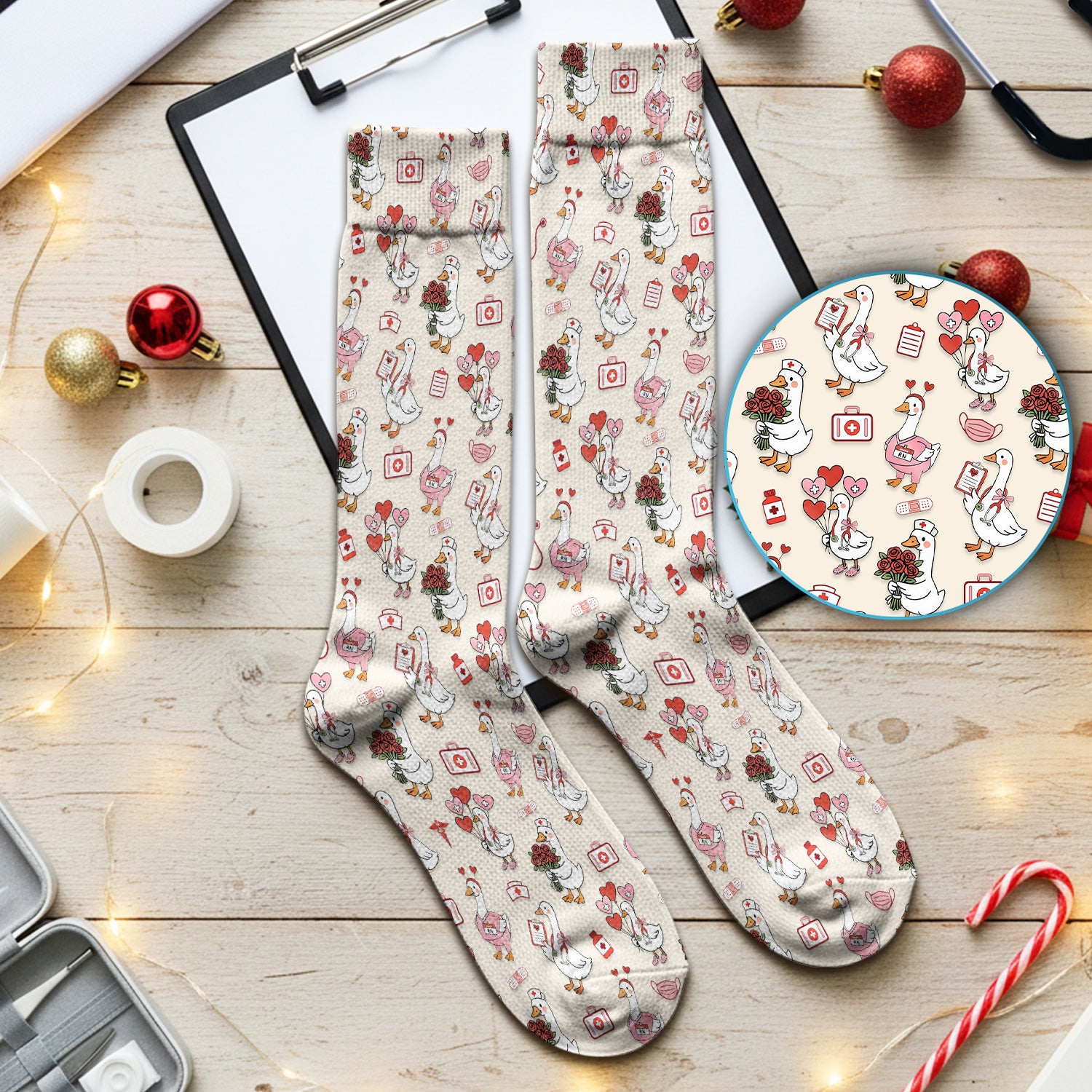 Cute Goose Nurse Medical Pattern Socks, Adult Socks for Men and Women