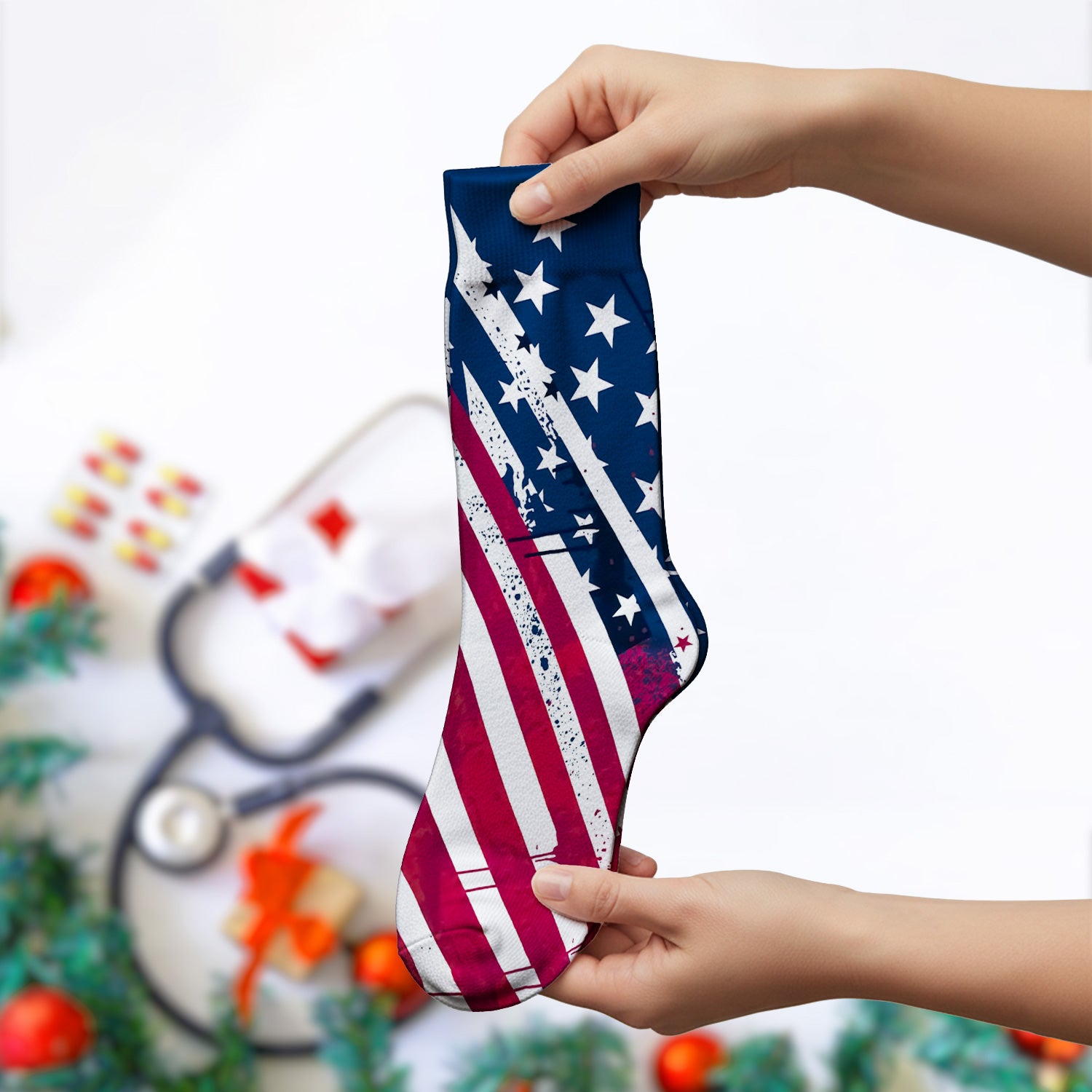 Patriotic USA Flag Stars And Stripes Grunge Pattern Socks, Adult Socks for Men and Women