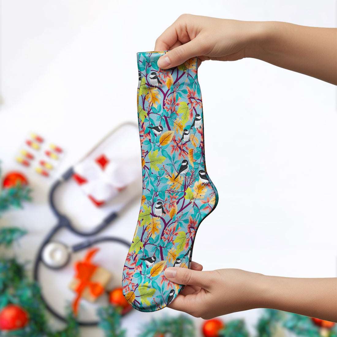 Autumn Leaf Chickadee Bird Pattern Socks, Breathable Fabrics Medical Uniform