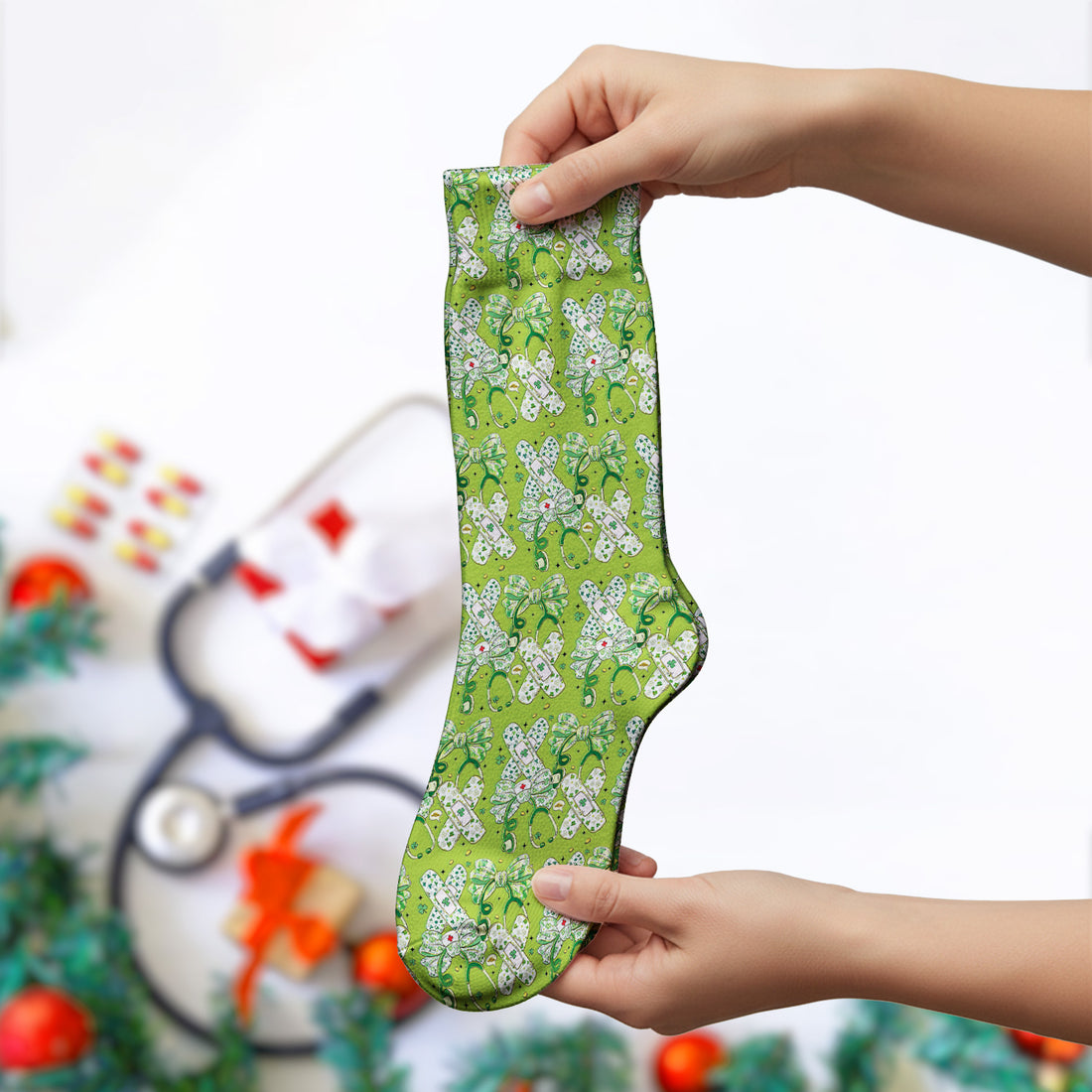 St Patrick Shamrock Stethoscope Bow Print Socks, Socks for Nurse Doctor