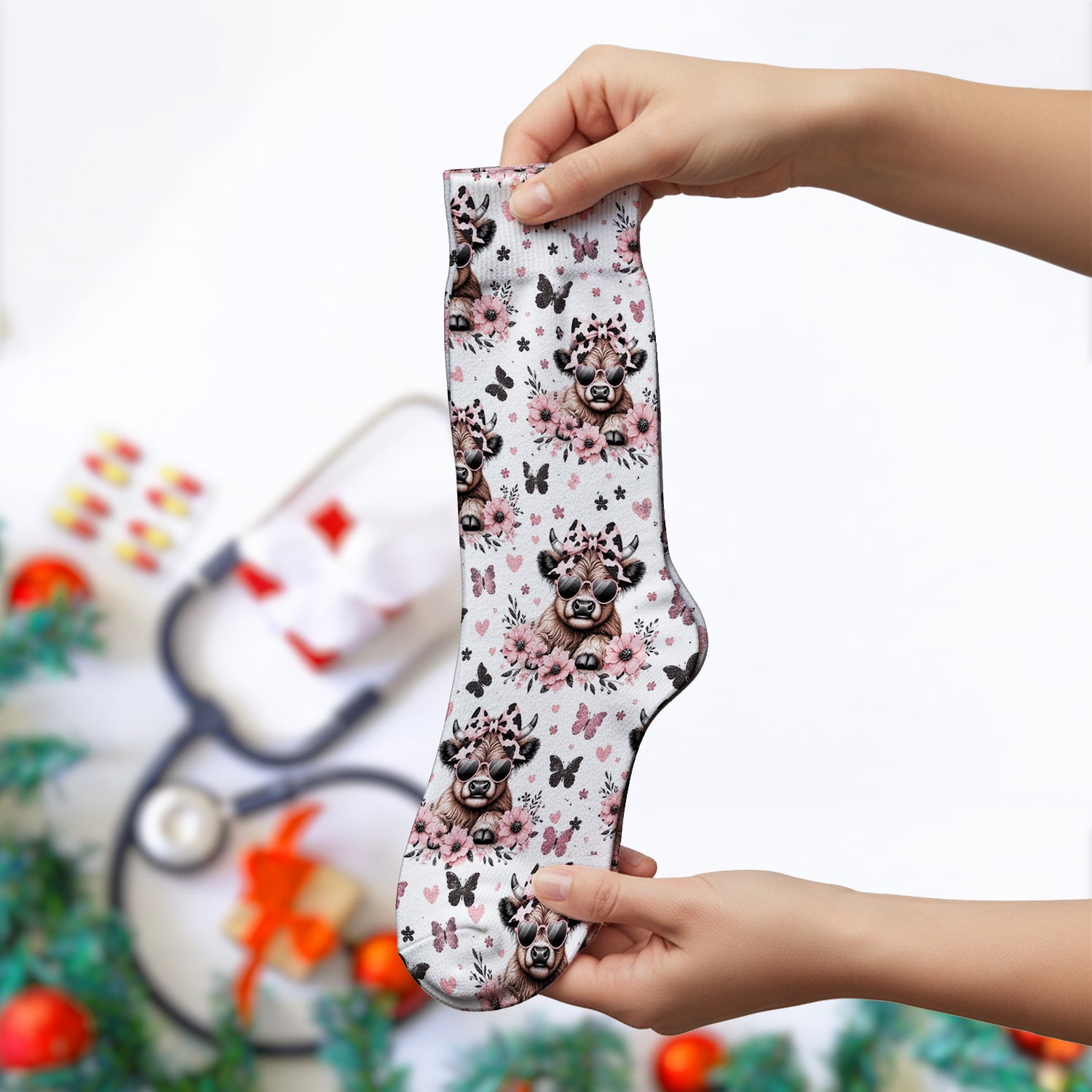 Cute Cow With Heart Sunglasses Pattern Socks, Adult Socks for Men and Women