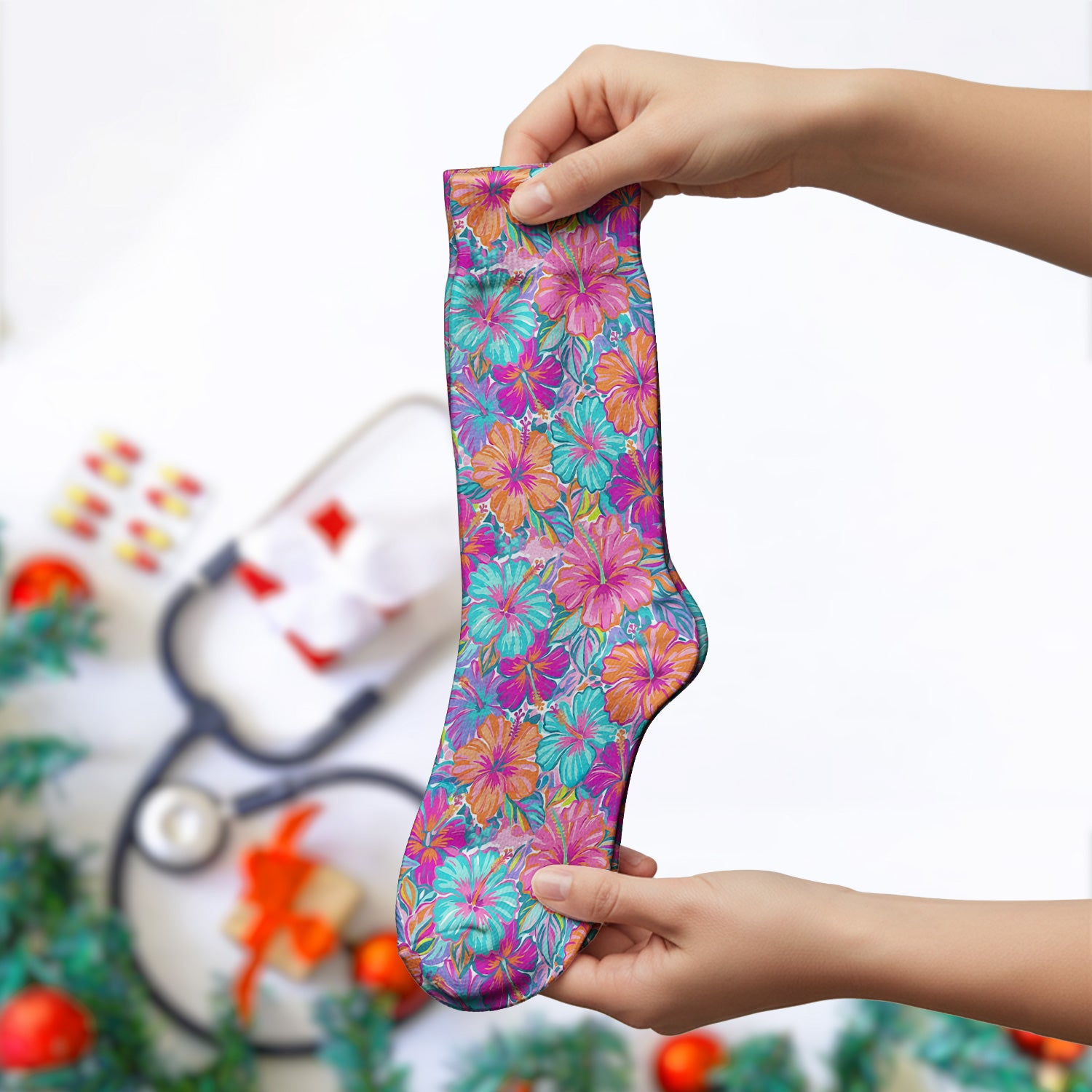 Vibrant Hibiscus Tropical Floral Pattern Socks, Adult Socks for Men and Women