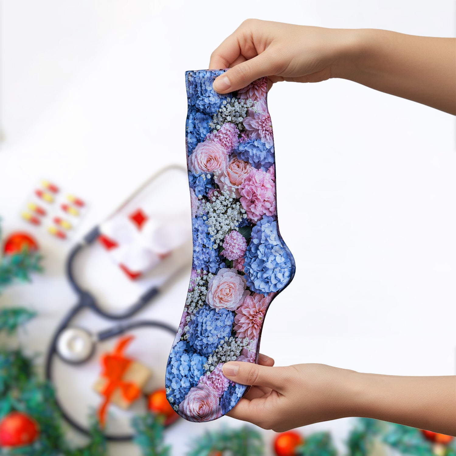 Cute Pastel Hydrangea Rose Blossom Pattern Socks, Adult Socks for Men and Women