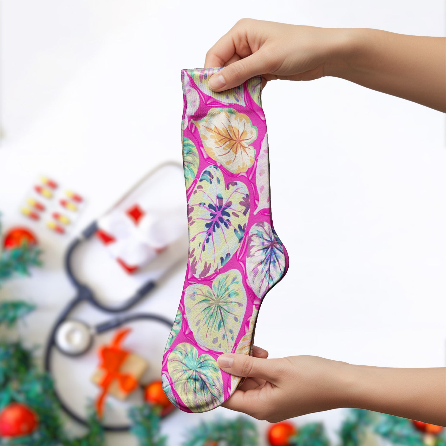 Tropical Colorful Shaped Leaf Nurse Pattern Socks, Adult Socks for Men and Women