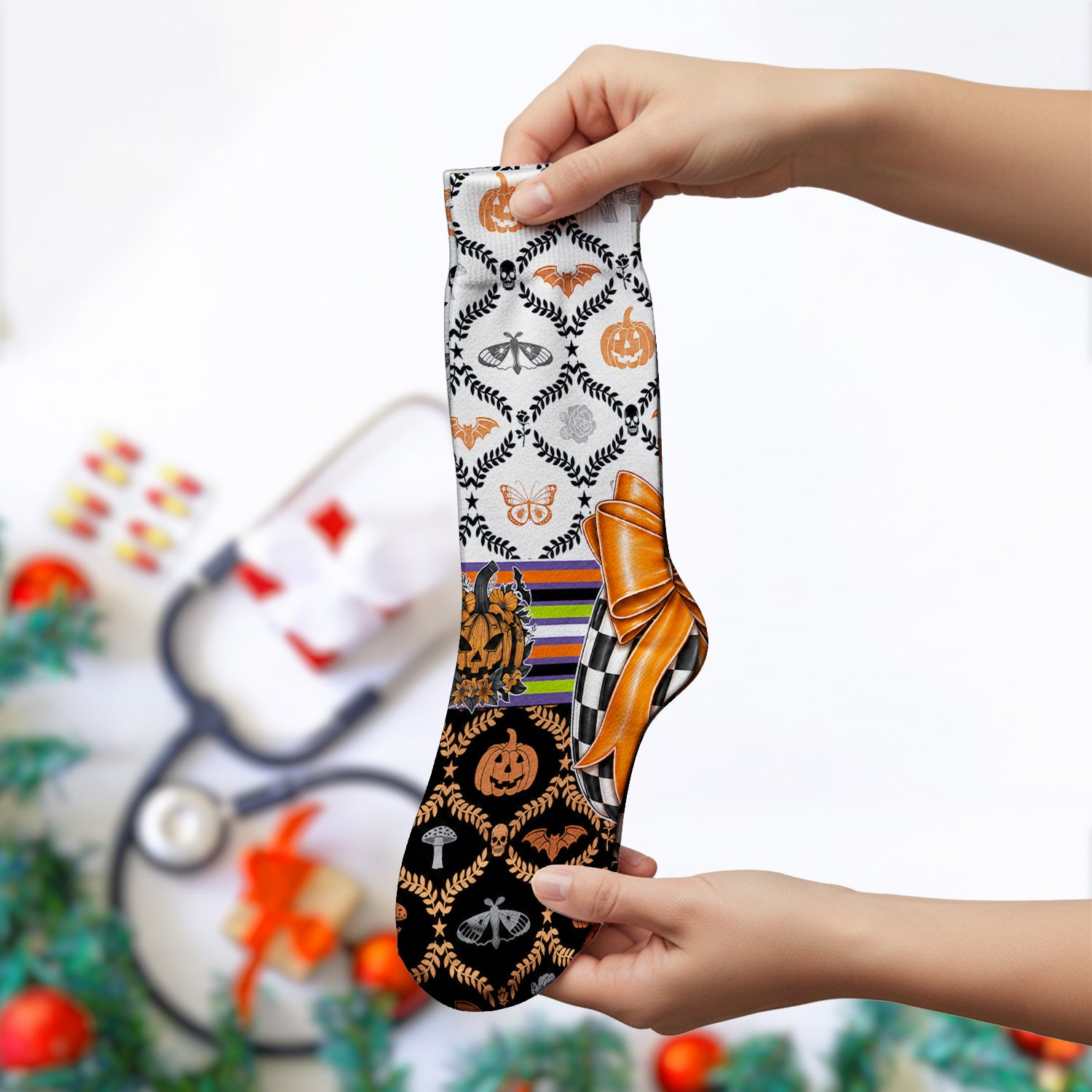 Halloween Checkered Pumpkin With Bow Pattern Socks, Adult Socks for Men and Women
