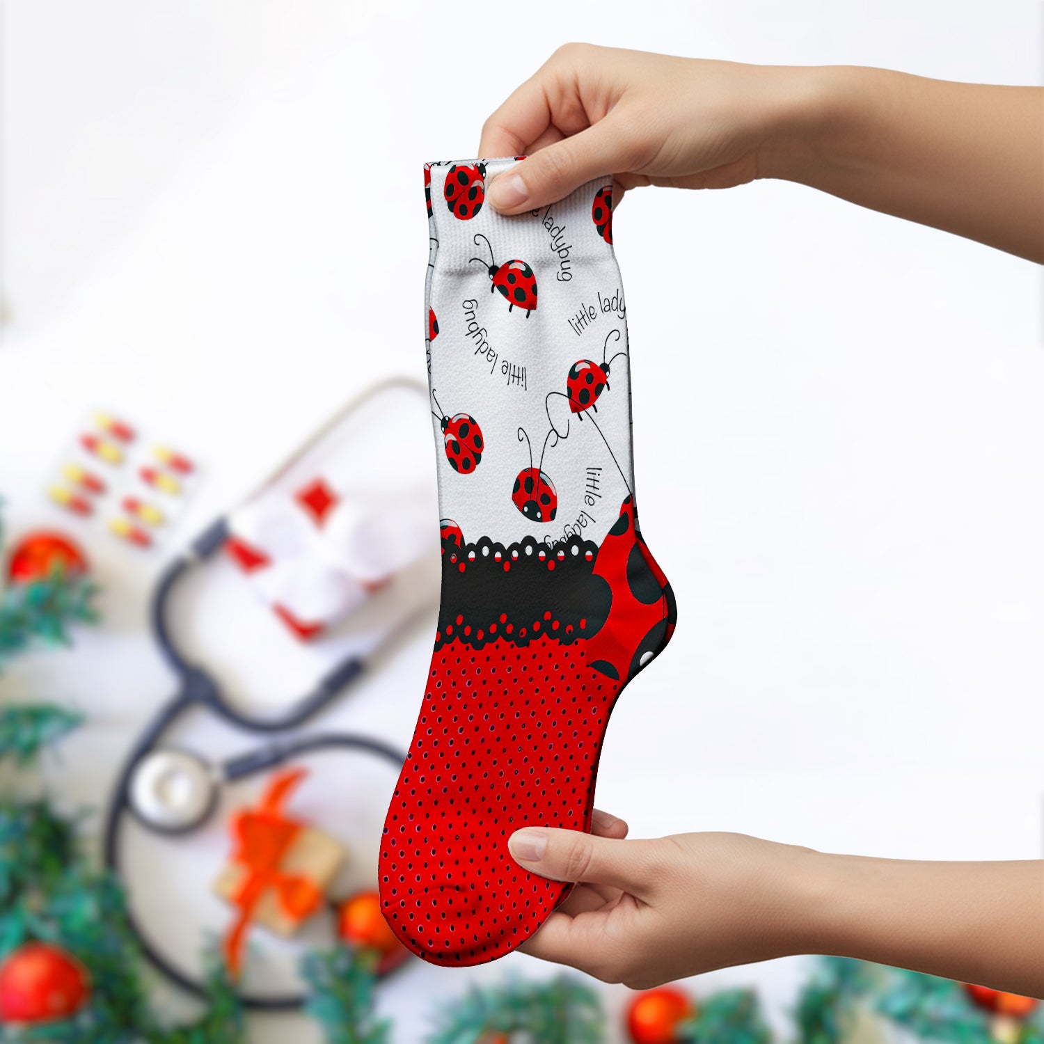 Cute Little Ladybug Polka Dot Pattern Socks, Adult Socks for Men and Women