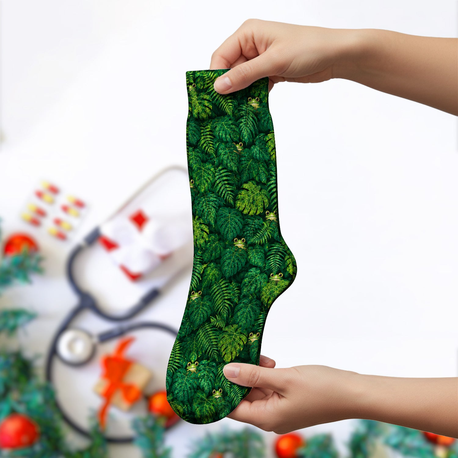 Cute Hidden Frog Jungle Pattern Socks, Adult Socks for Men and Women
