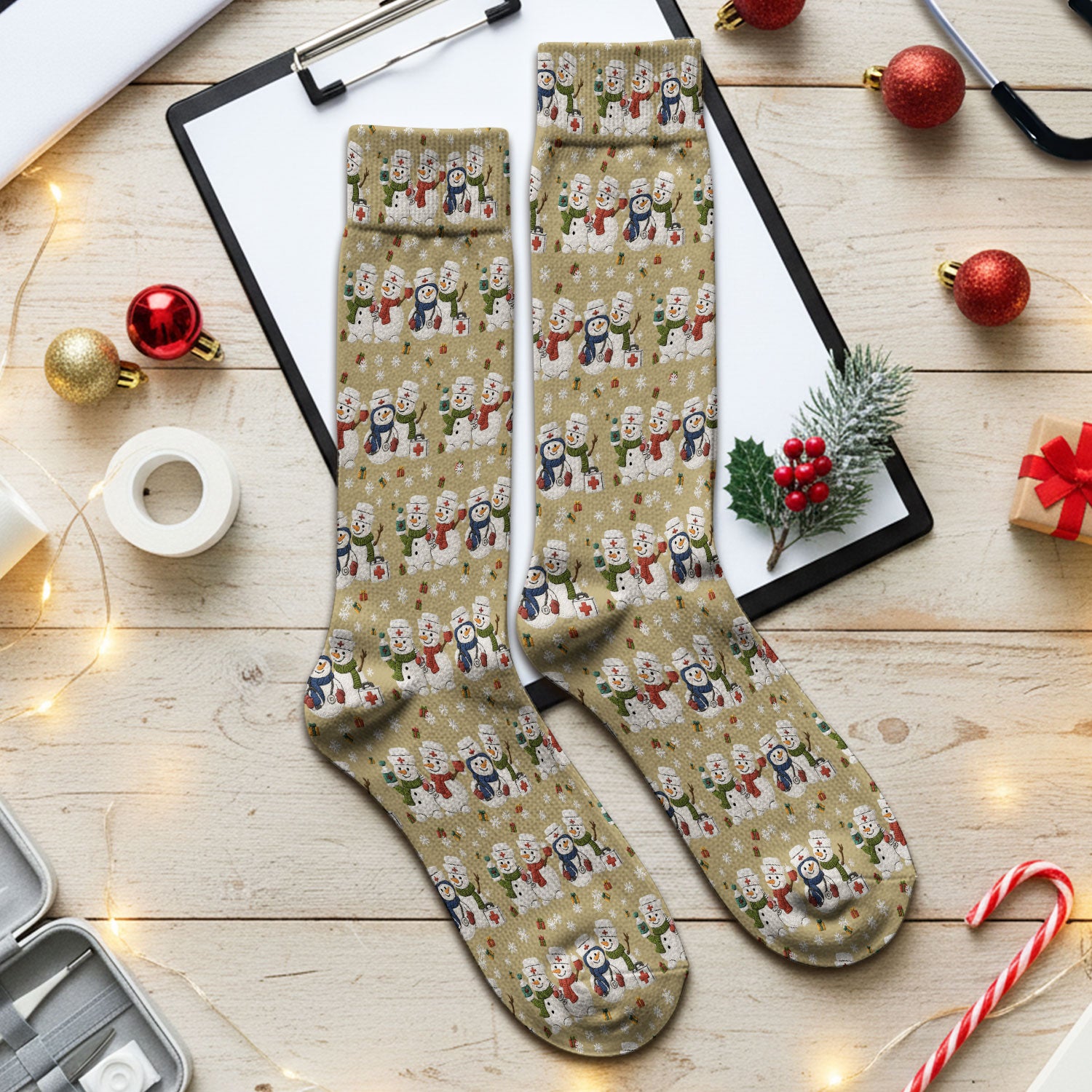Cute Christmas Snowman Nurse Pattern Print Socks, Adult Socks for Men and Women