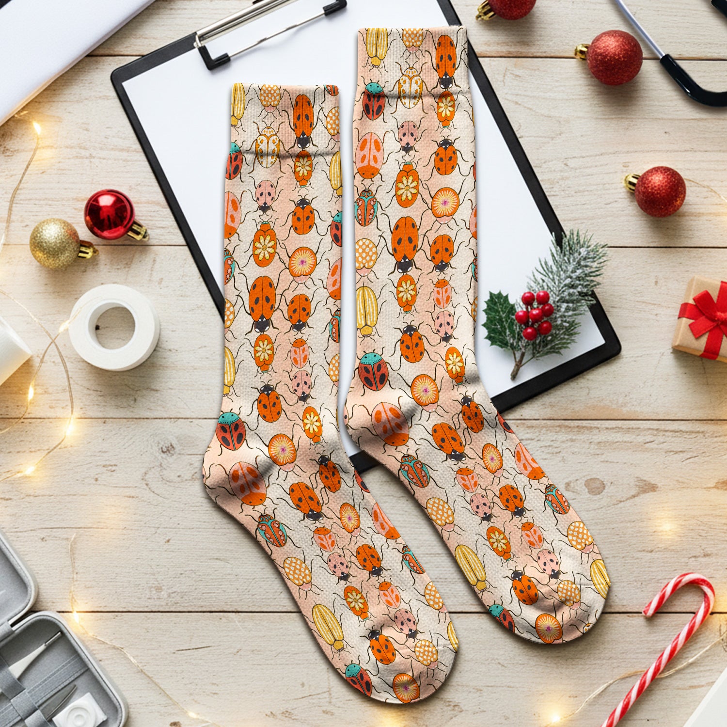 Cute Ladybug Beetle Floral Pattern Socks, Socks for Nurse Doctor
