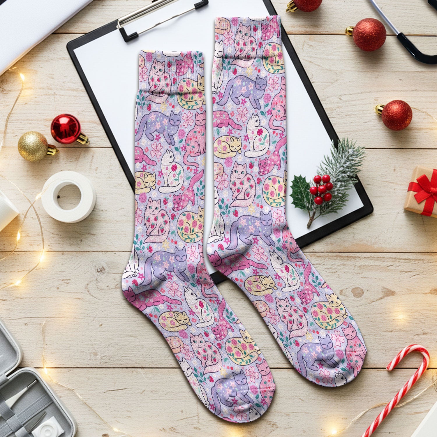 Funny Colorful Pastel Cats Floral Strawberry Print Socks, Breathable Fabrics Medical Uniform