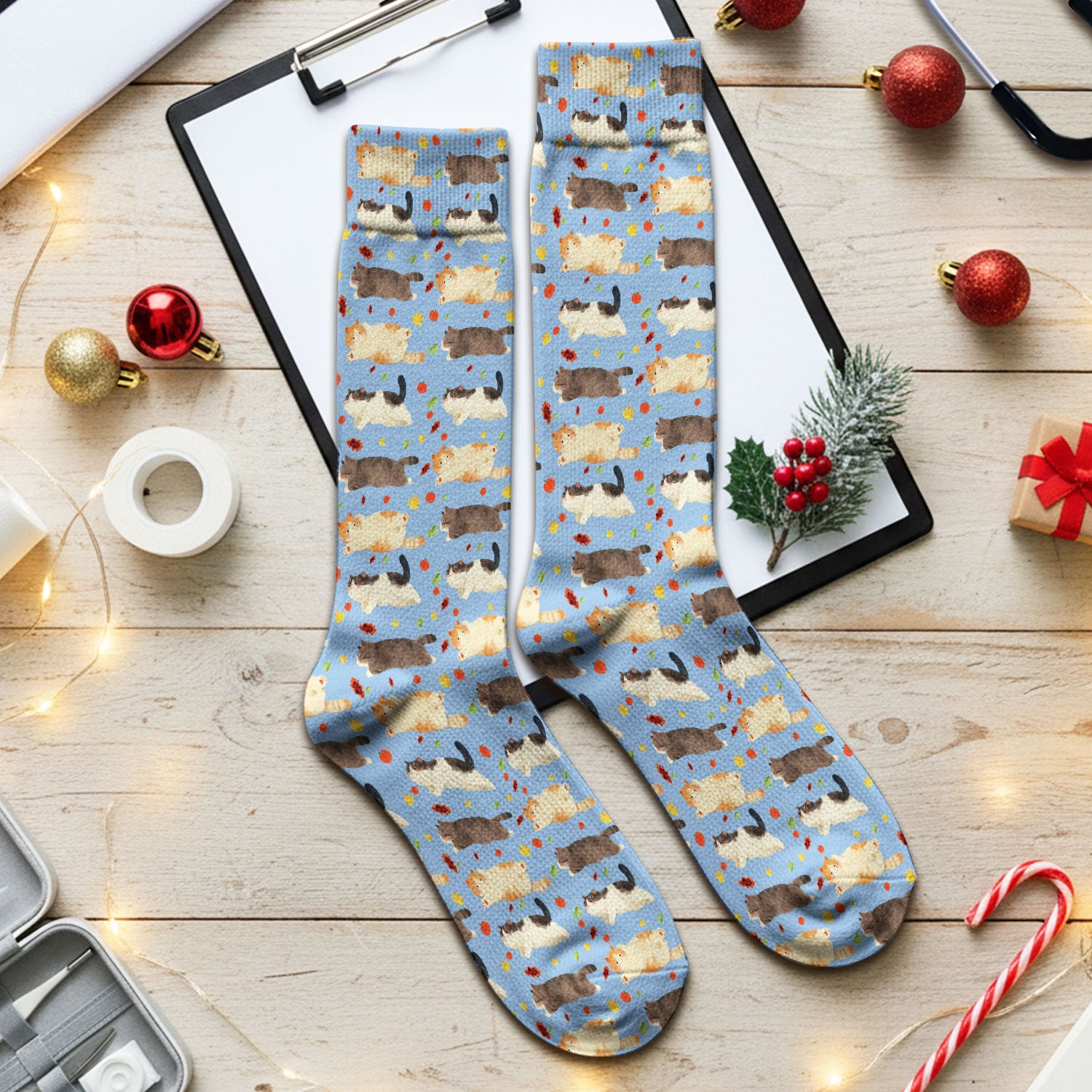 Chubby Cat Autumn Leaves Print Socks, Breathable Fabrics Medical Uniform