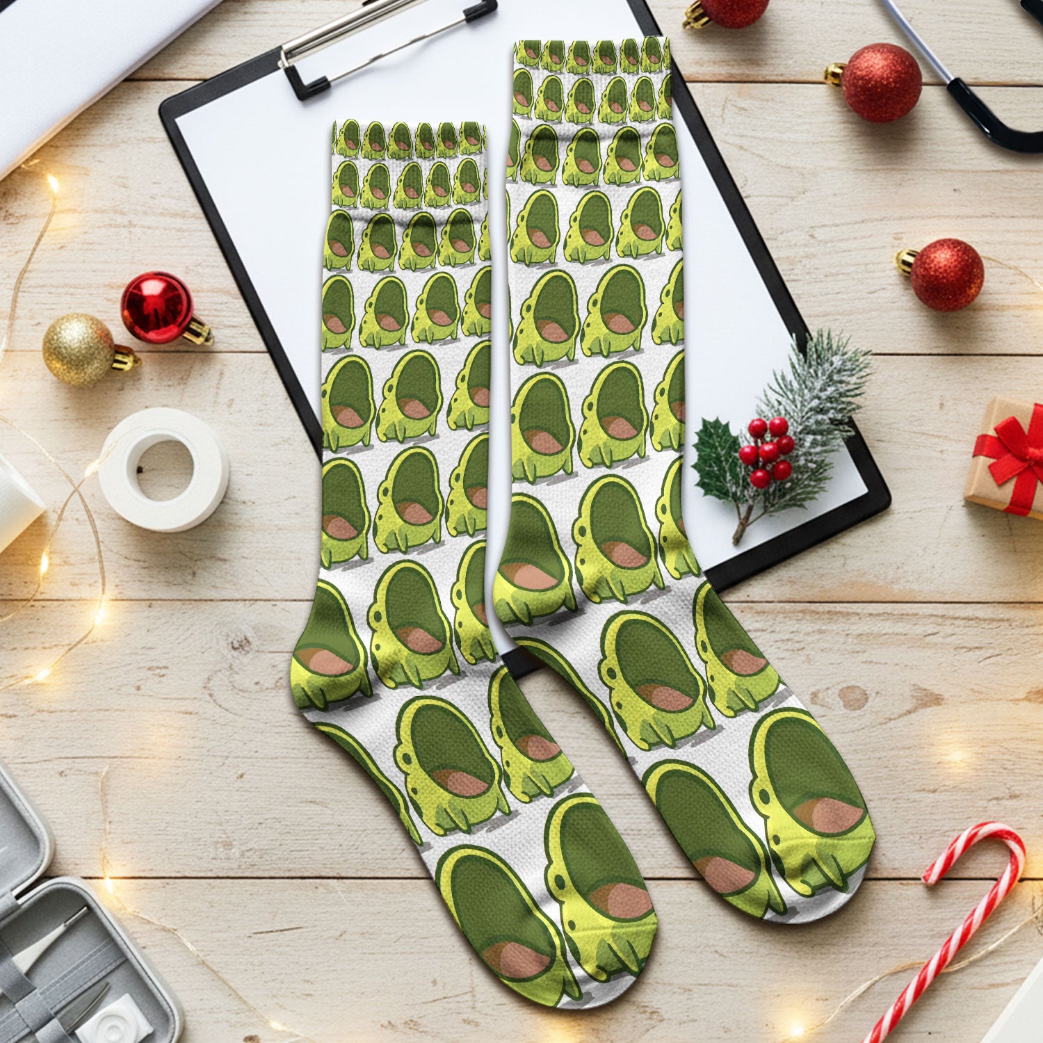 Cute Green Frog Cartoon Pattern Socks, Adult Socks for Men and Women