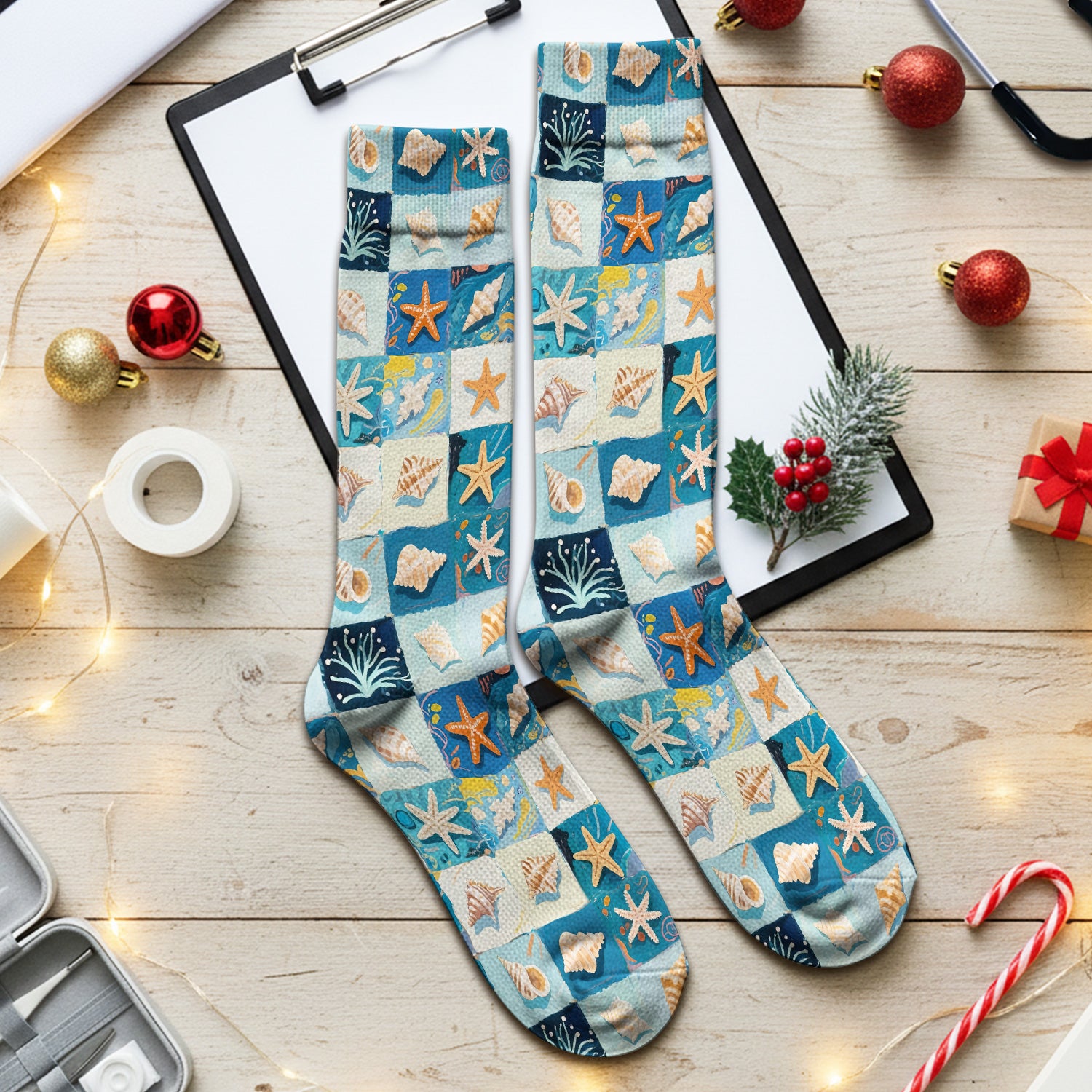 Cute Seashell Starfish Ocean Tile Pattern Socks, Adult Socks for Men and Women
