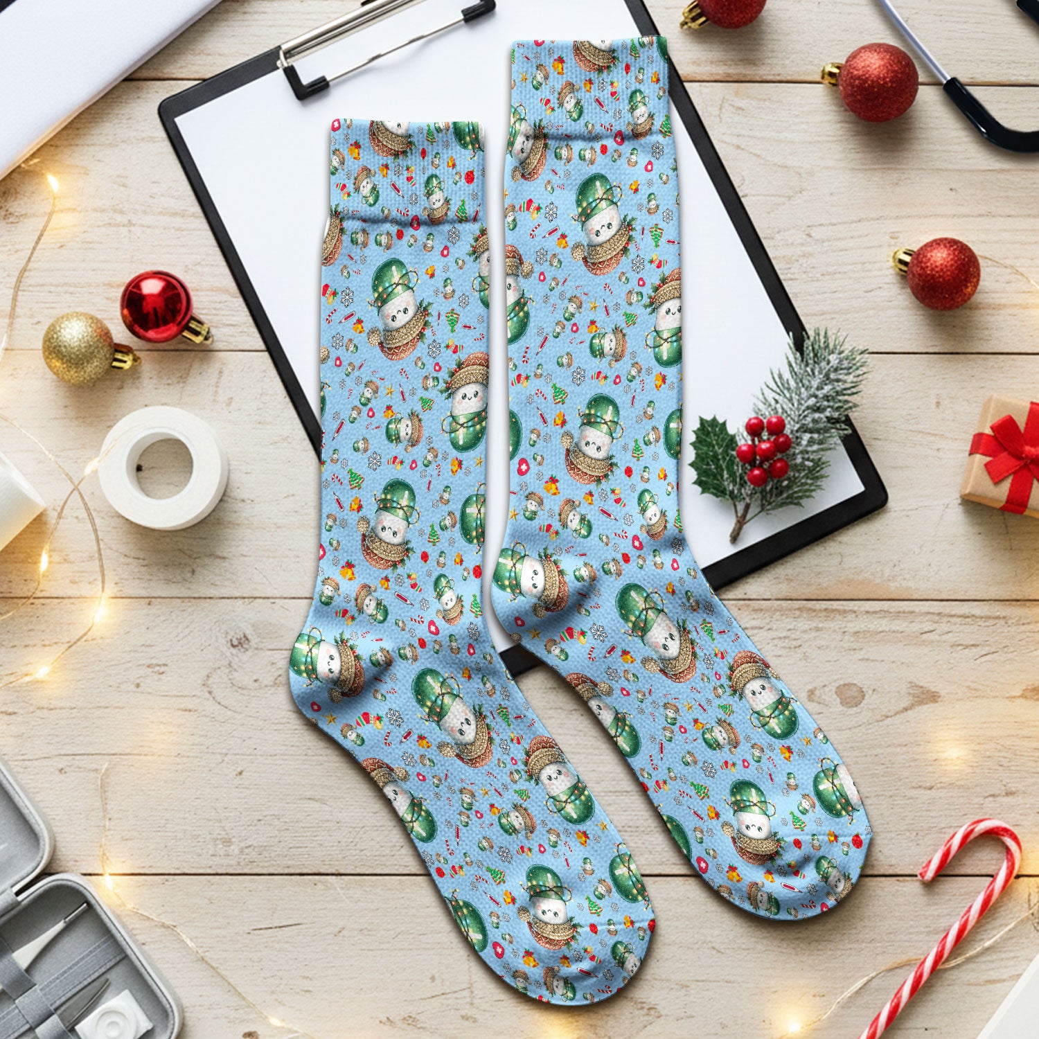 Pharmacy Tech Christmas Socks – Cute Green Snowman Print Nurse Outfit – Funny Holiday Medical Uniform for Pharmacists