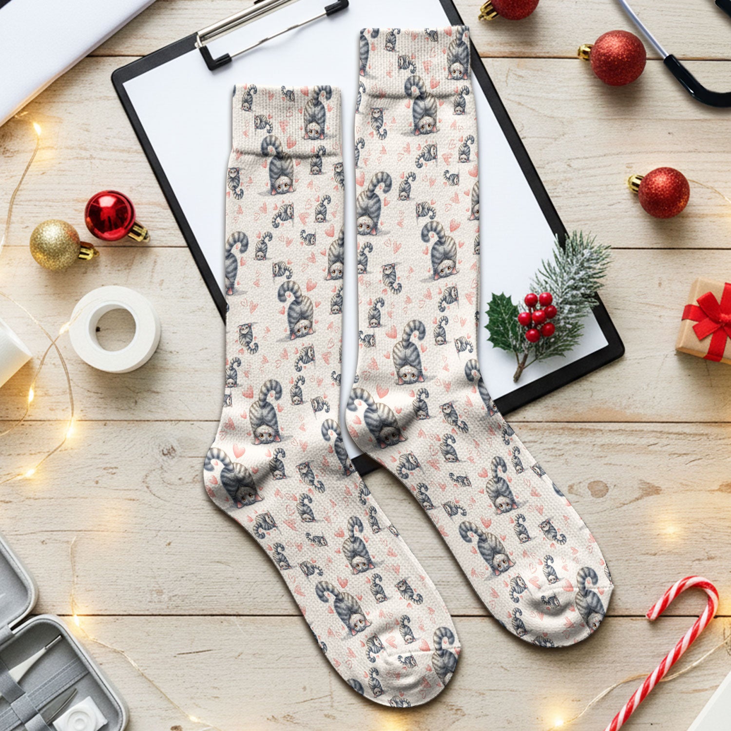 Valentine Cute Cat Scrub Socks, Cat Heart Pattern Nurse Uniform, Comfortable Scrubs For Nurses