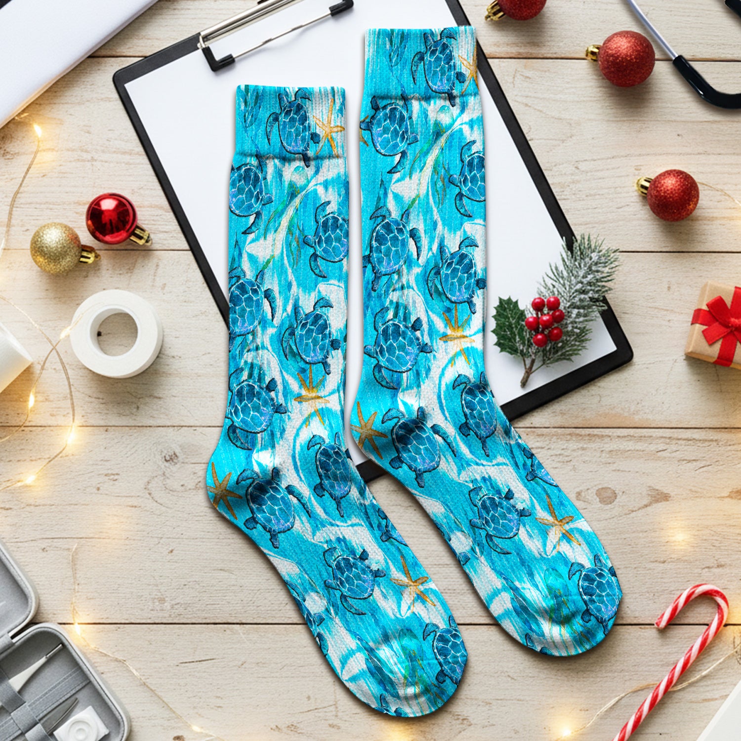 Coastal Marine Life Print Socks, Adult Socks for Men and Women