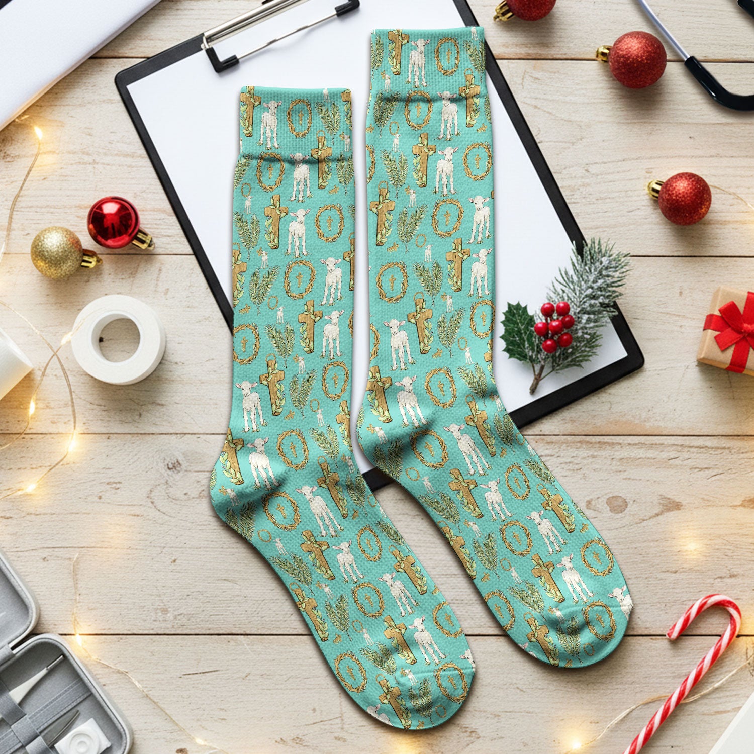 Faith Lamb Cross Pattern Medical Socks, Adult Socks for Men and Women