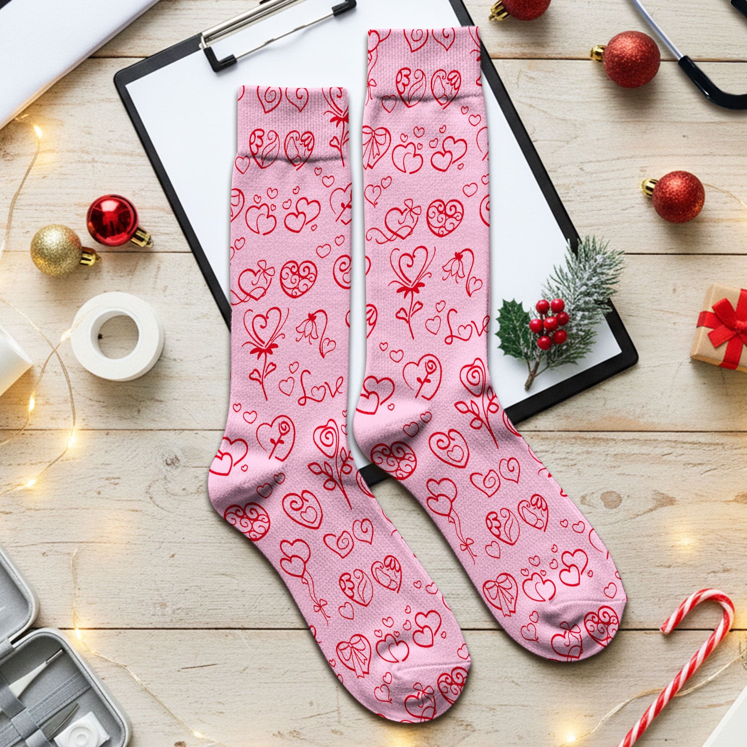 Cute Valentine Heart Scrub Socks, Artistic Heart Pink Love Line Art Pattern Nurse Sock, Comfortable Scrubs For Nursing