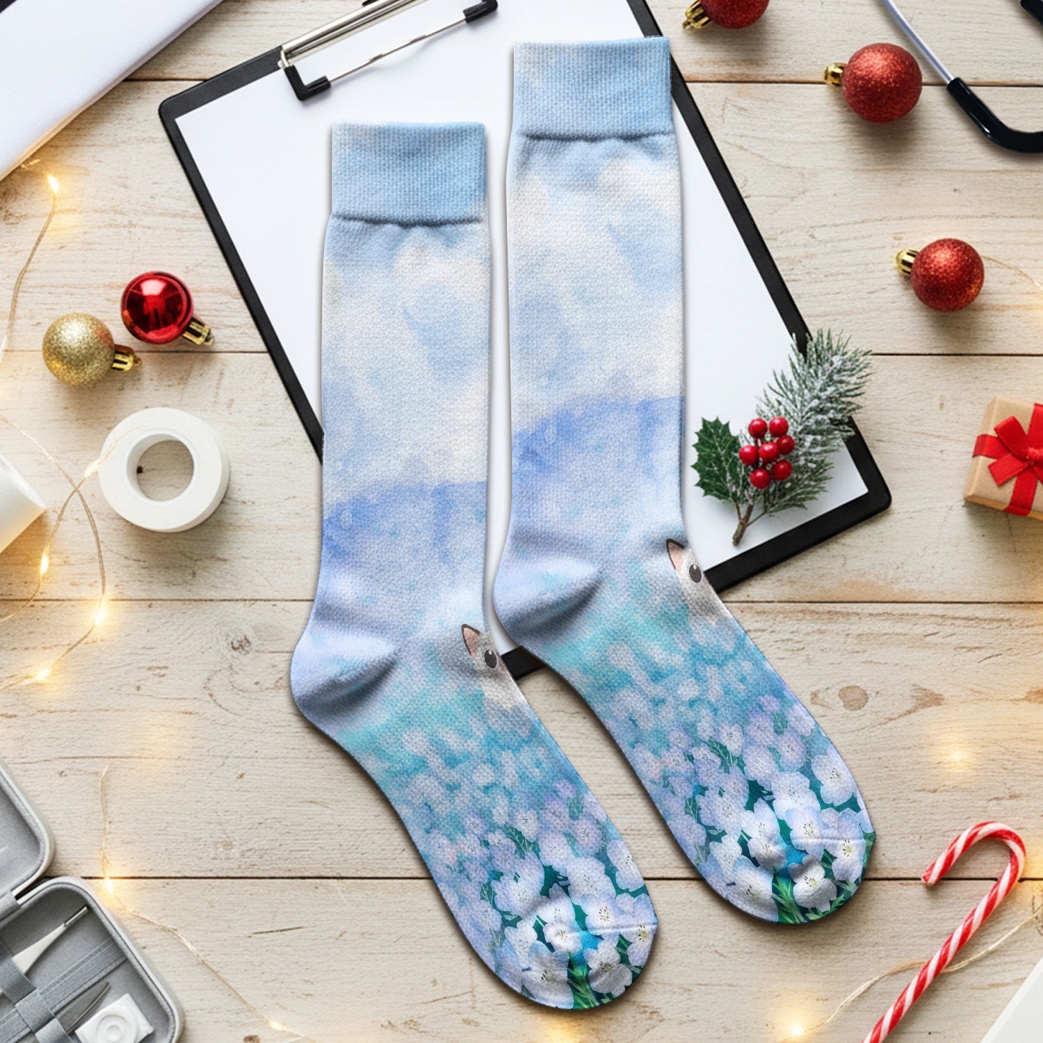 Dreamy Cat Cloud Hydrangea Sky Pattern Socks, Adult Socks for Men and Women
