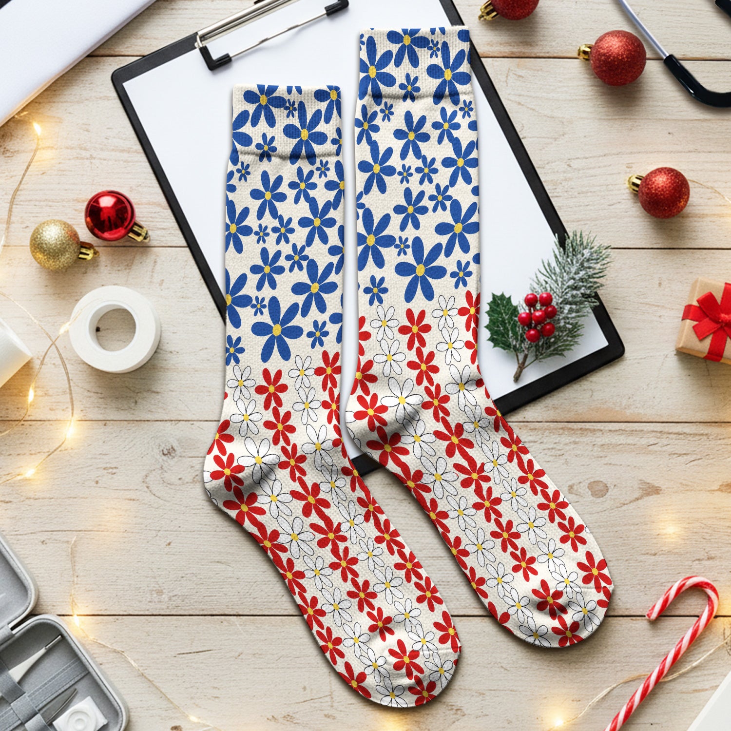 Retro Red Blue Daisy Stripe Pattern Socks, Breathable Fabrics Medical Uniform