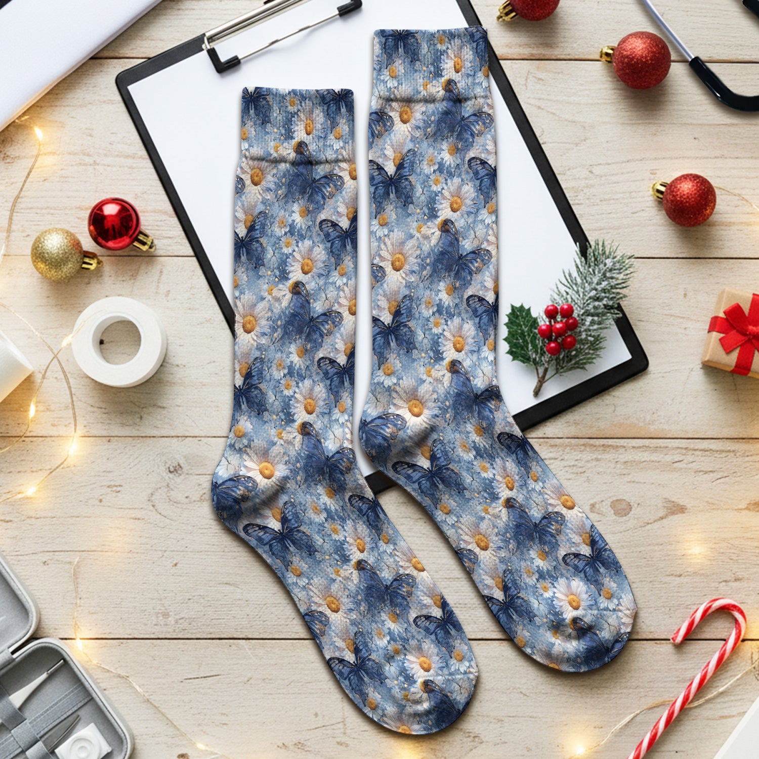 Blue Daisy Butterfly Print Socks, Adult Socks for Men and Women