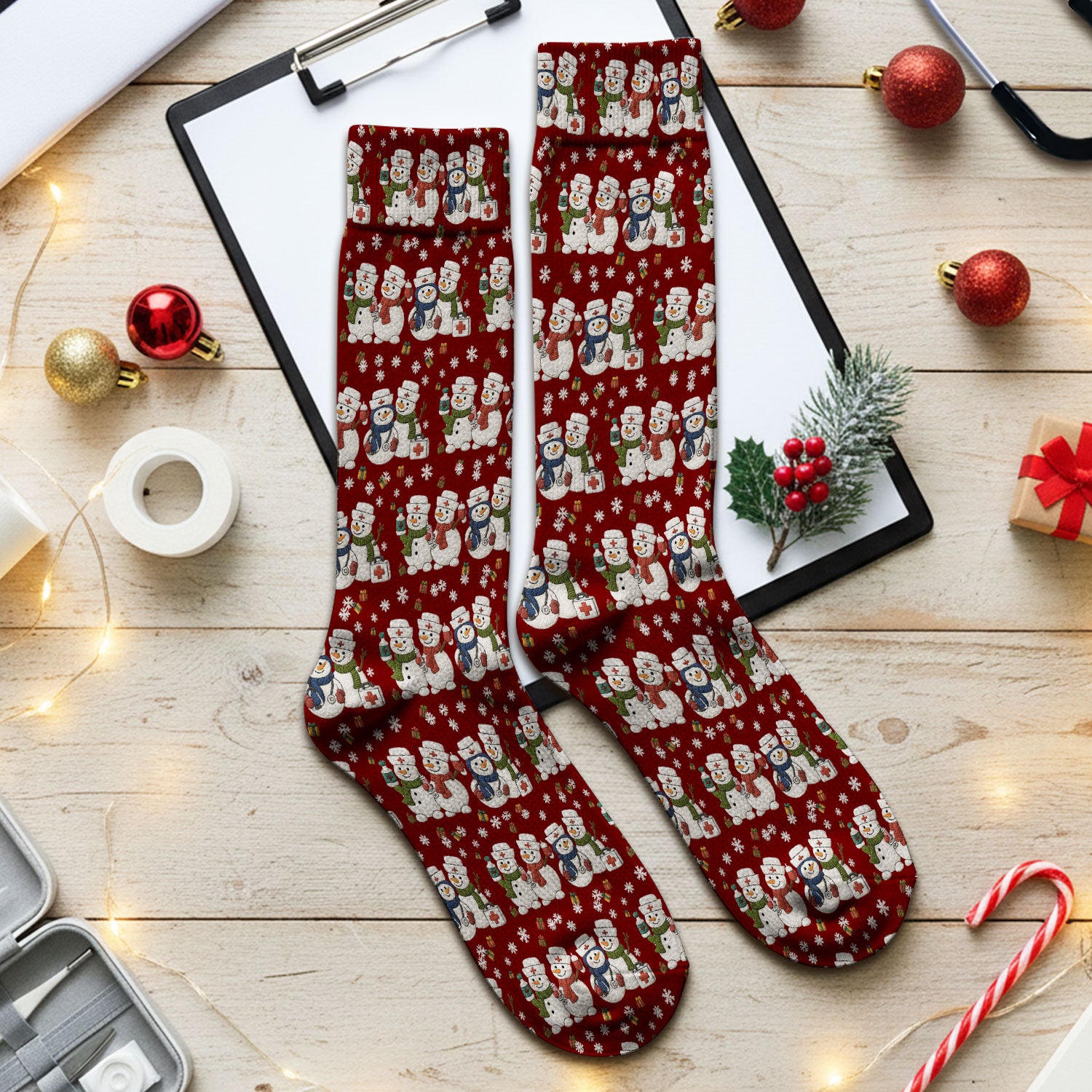Cute Christmas Snowman Nurse Pattern Print Socks, Adult Socks for Men and Women