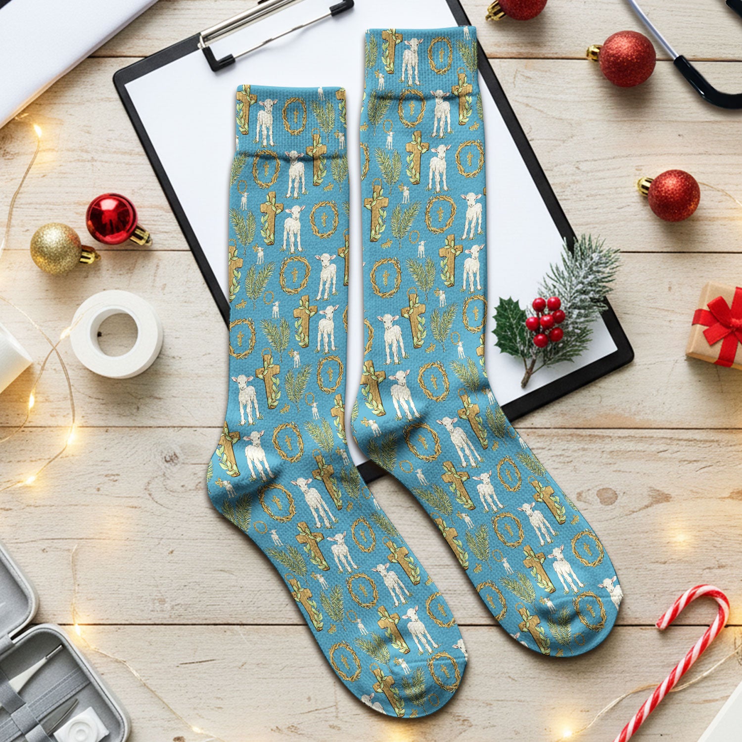 Faith Lamb Cross Pattern Medical Socks, Adult Socks for Men and Women