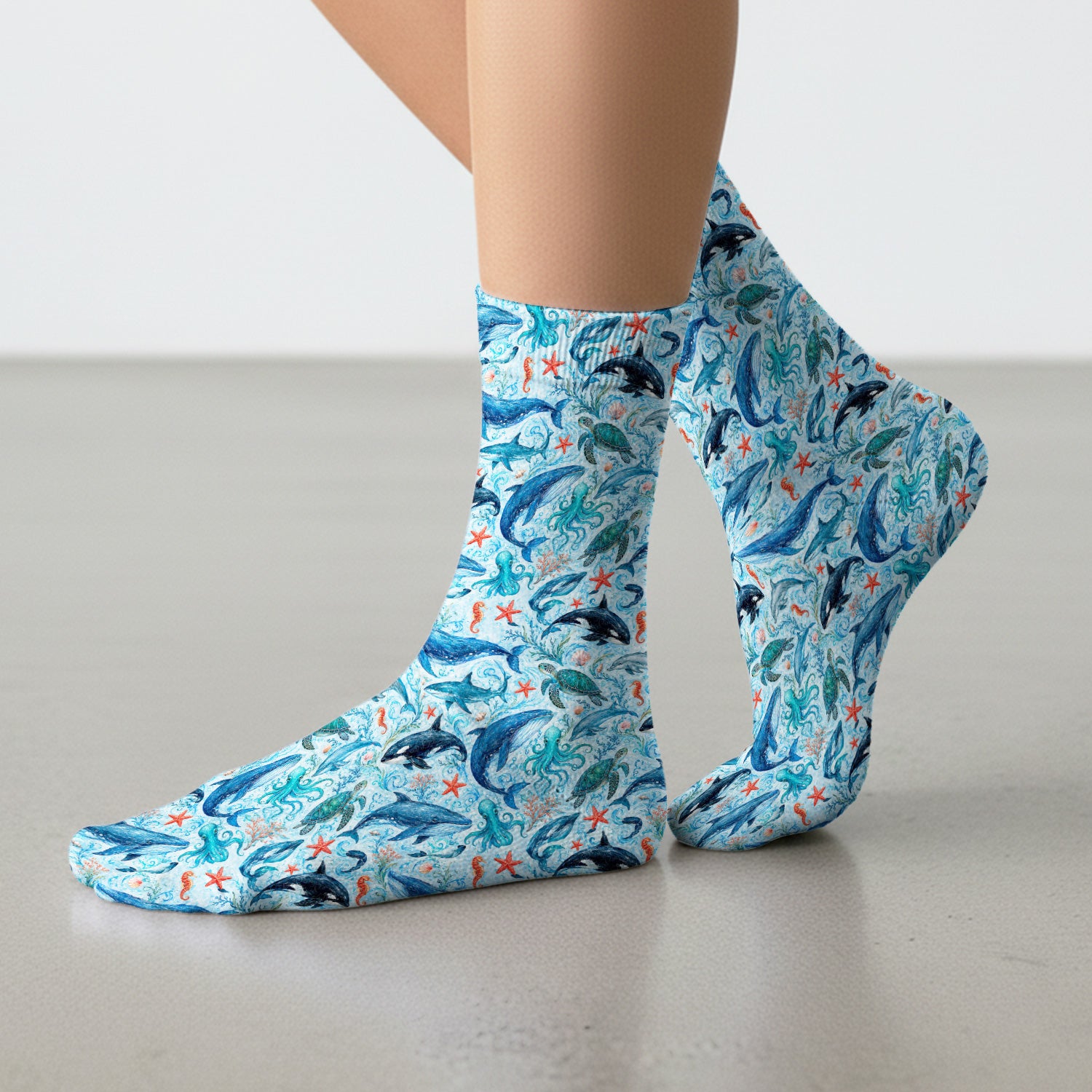 Watercolor Ocean Wildlife Scene Pattern Socks, Adult Socks for Men and Women