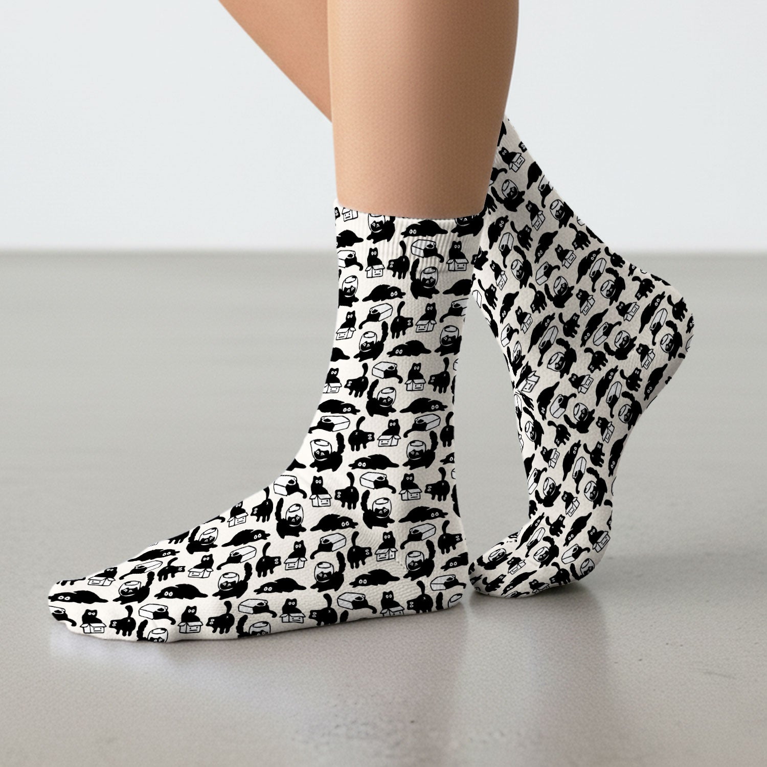 Dark Playful Cat Cartoon Pattern Medical Socks, Socks for Nurse Doctor