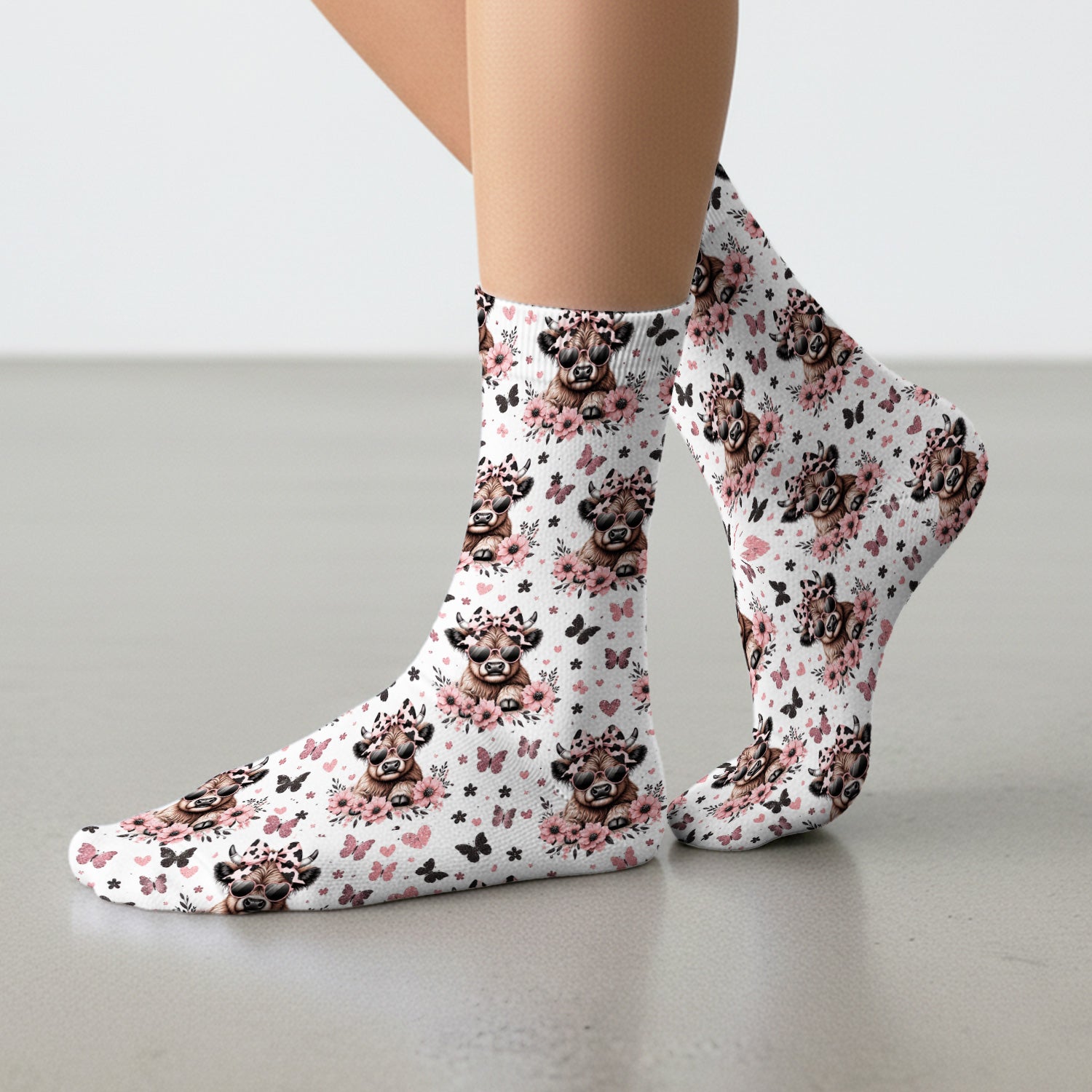 Cute Cow With Heart Sunglasses Pattern Socks, Adult Socks for Men and Women