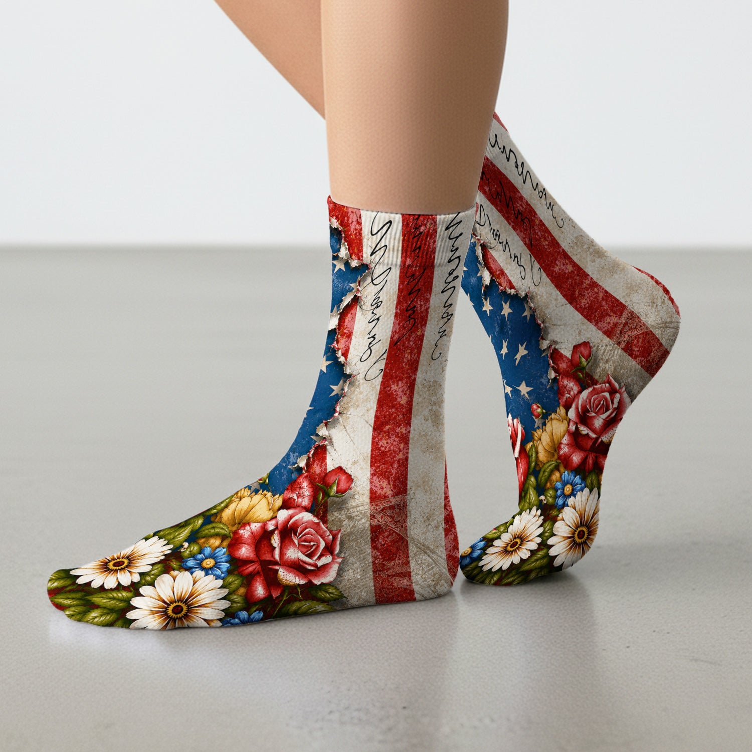 American Flag Vintage Rose Floral Pattern Socks, Adult Socks for Men and Women