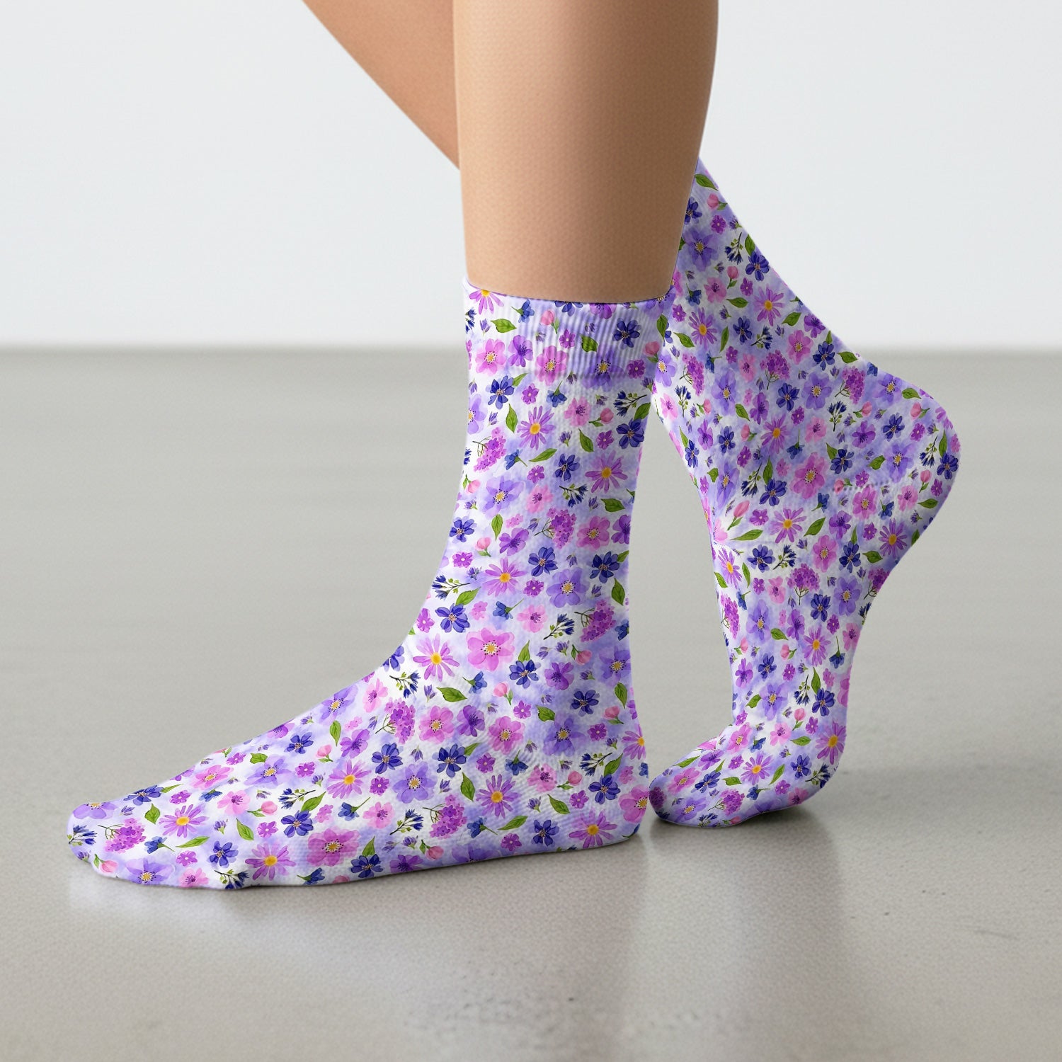 Purple Watercolor Wildflower Bloom Pattern Socks, Adult Socks for Men and Women