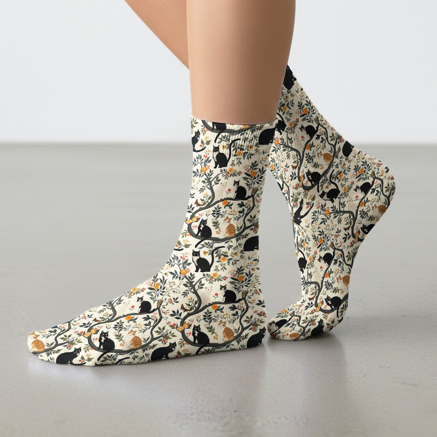 Vintage Black Cat Floral Pattern Socks, Adult Socks for Men and Women
