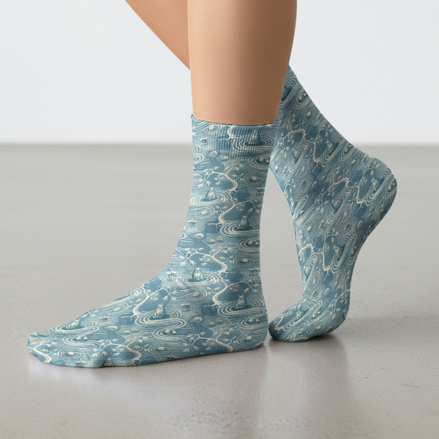 Zen Cat Water Garden Pattern Socks, Adult Socks for Men and Women