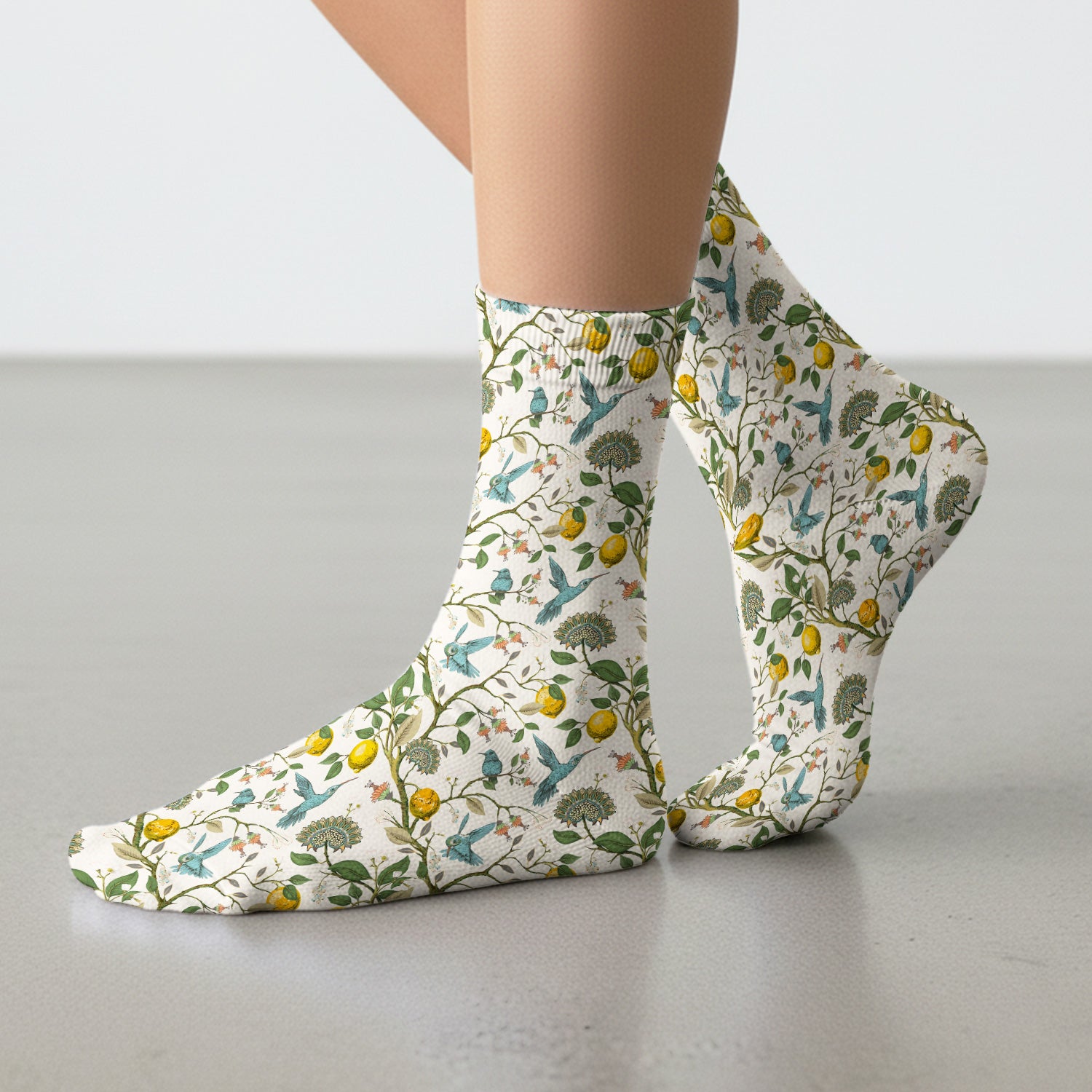 Cute Hummingbird Lemon Floral Pattern Socks, Adult Socks for Men and Women