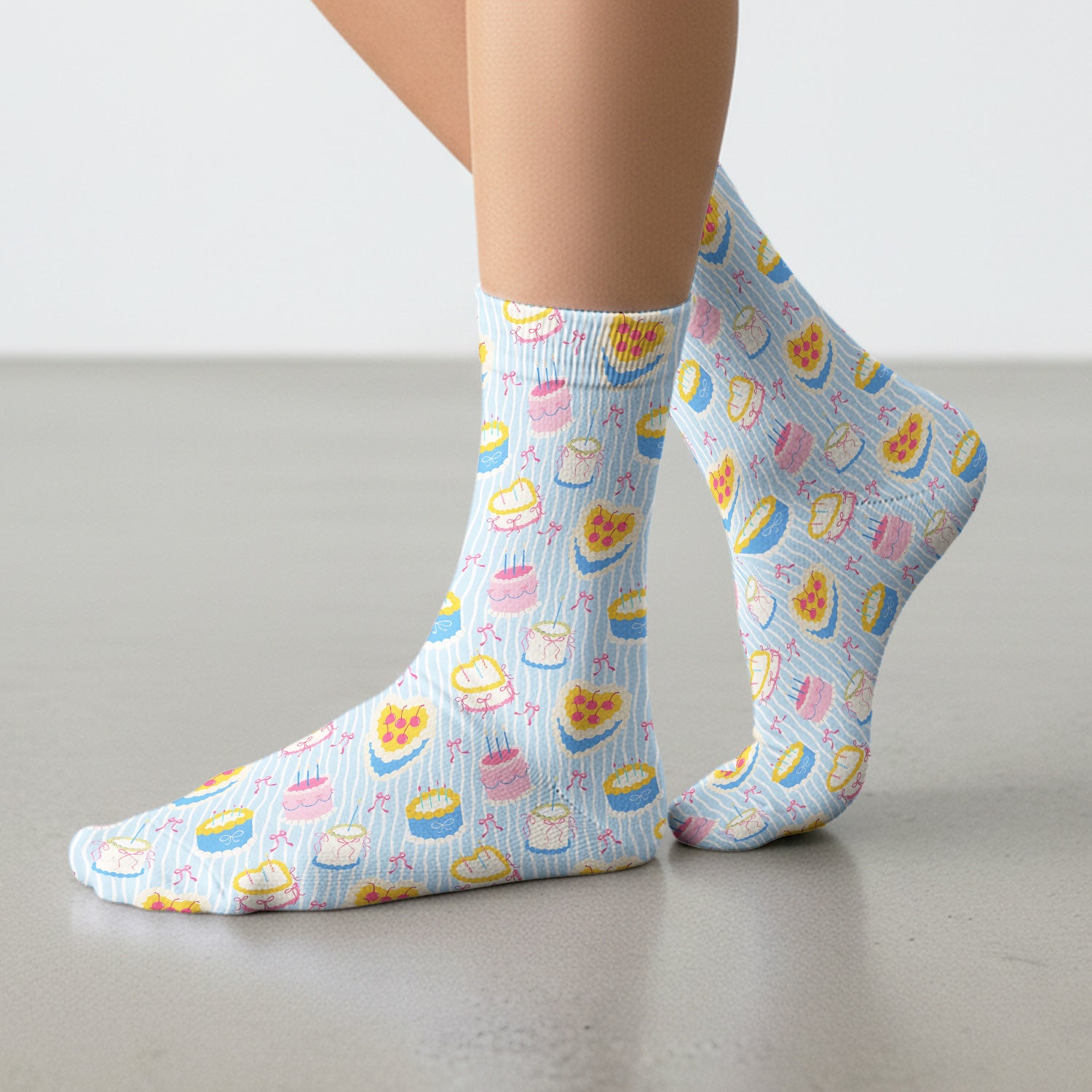 Coquette Cake Bow Stripe Pattern Socks, Breathable Fabrics Medical Uniform
