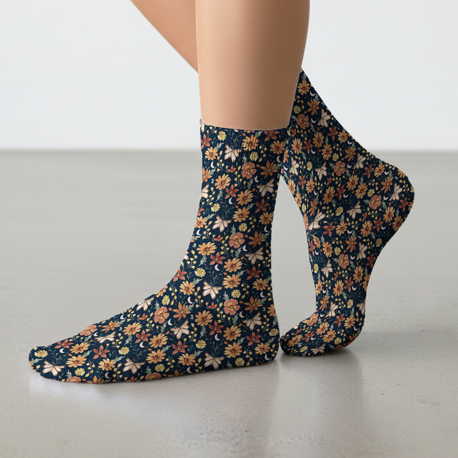Charming Autumn Floral Butterfly Moon Pattern Socks, Adult Socks for Men and Women